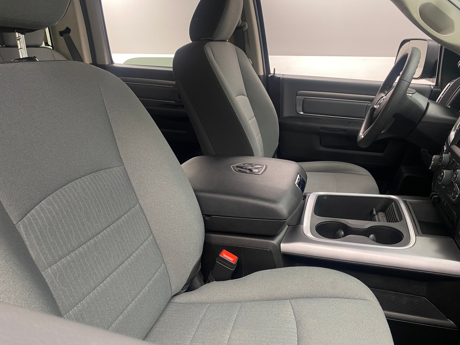 Thumbnail: 2023 RAM 1500 Classic - 2