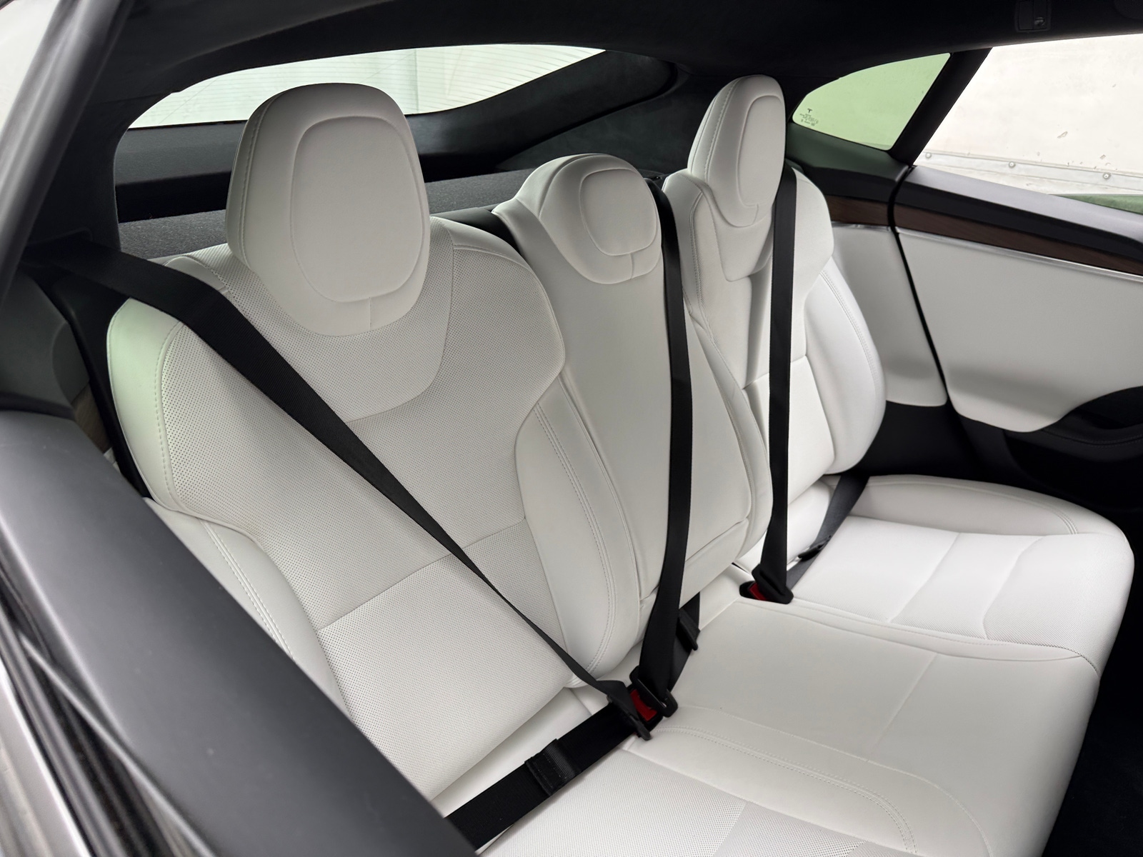 Thumbnail: 2022 Tesla Model S - 5