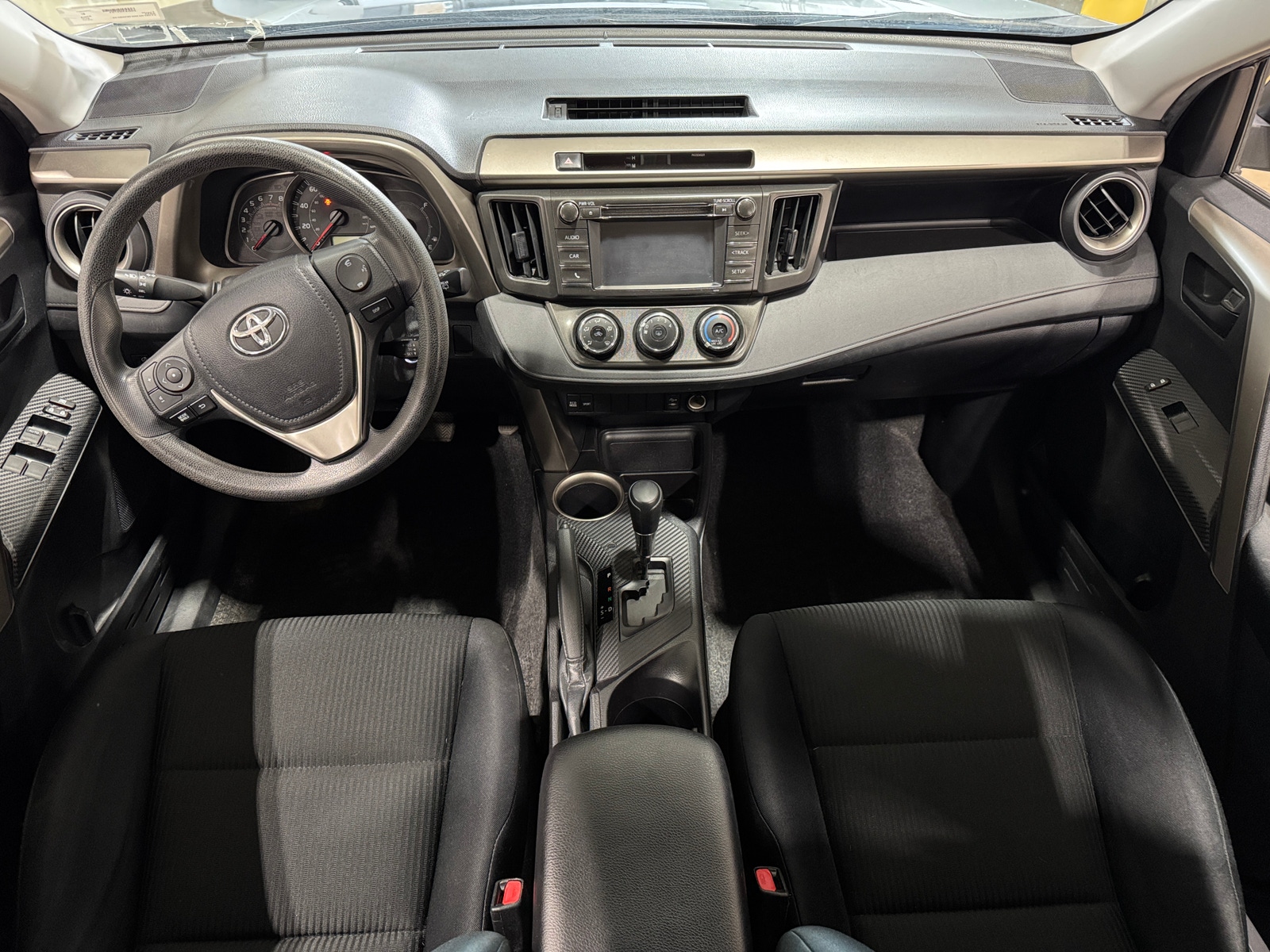 Thumbnail: 2015 Toyota RAV4 - 3