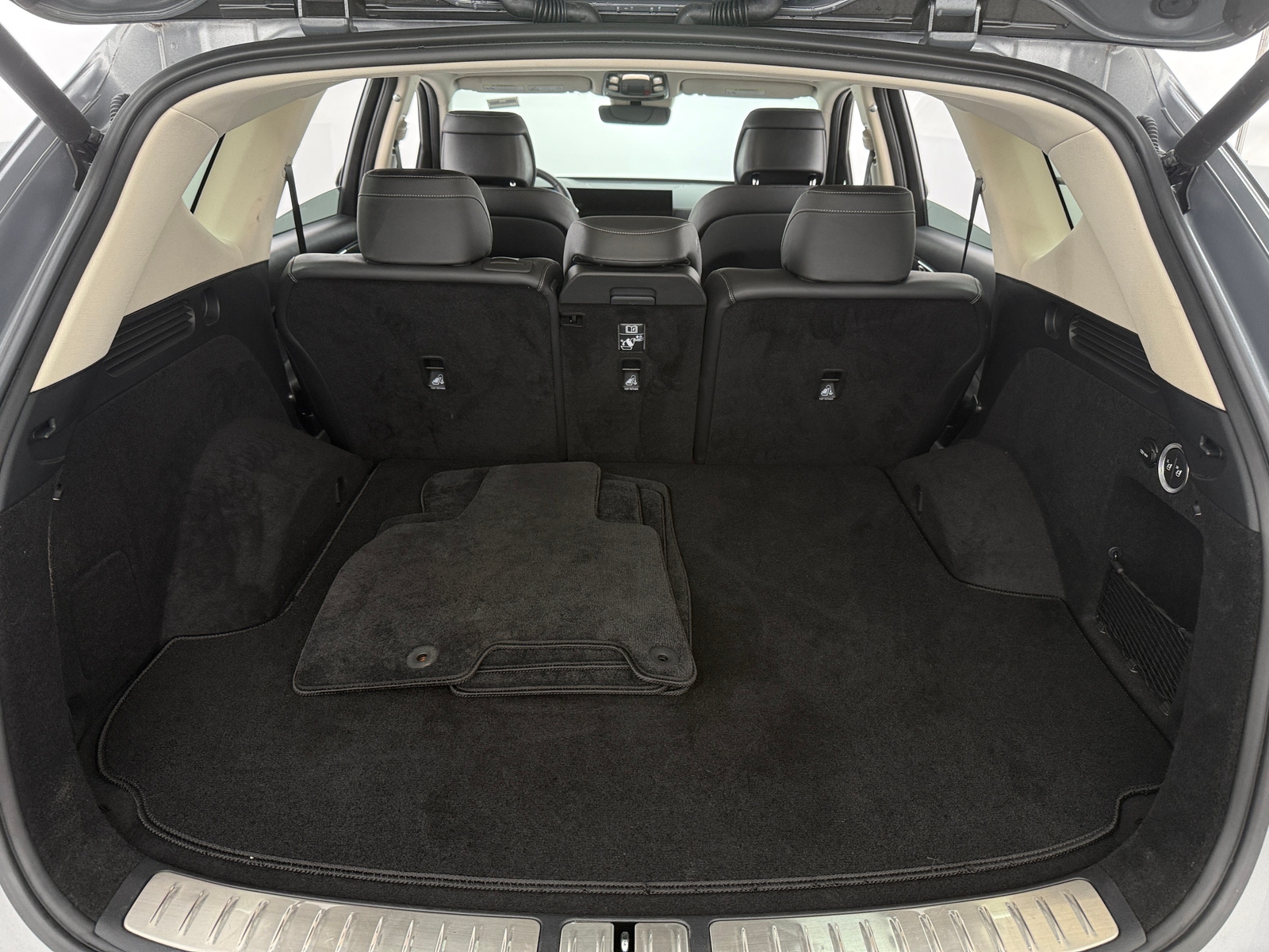 Thumbnail: 2025 Genesis GV80 - 6