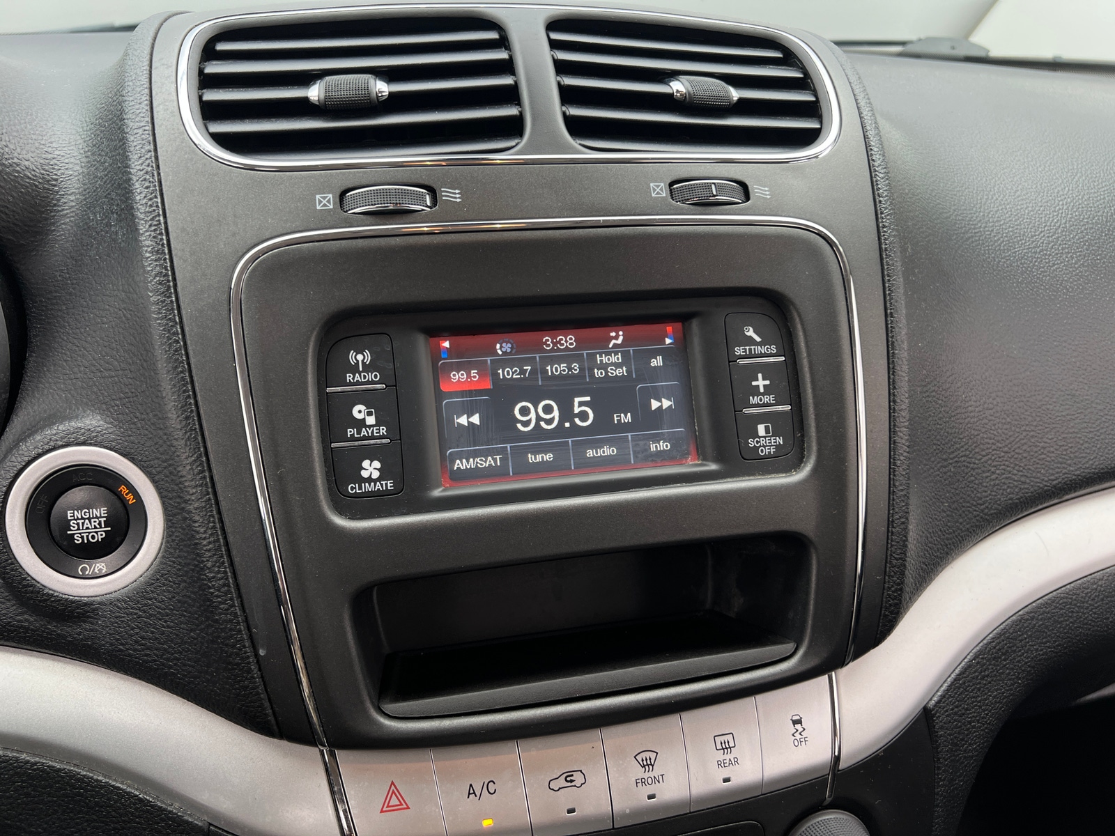 Thumbnail: 2020 Dodge Journey - 4