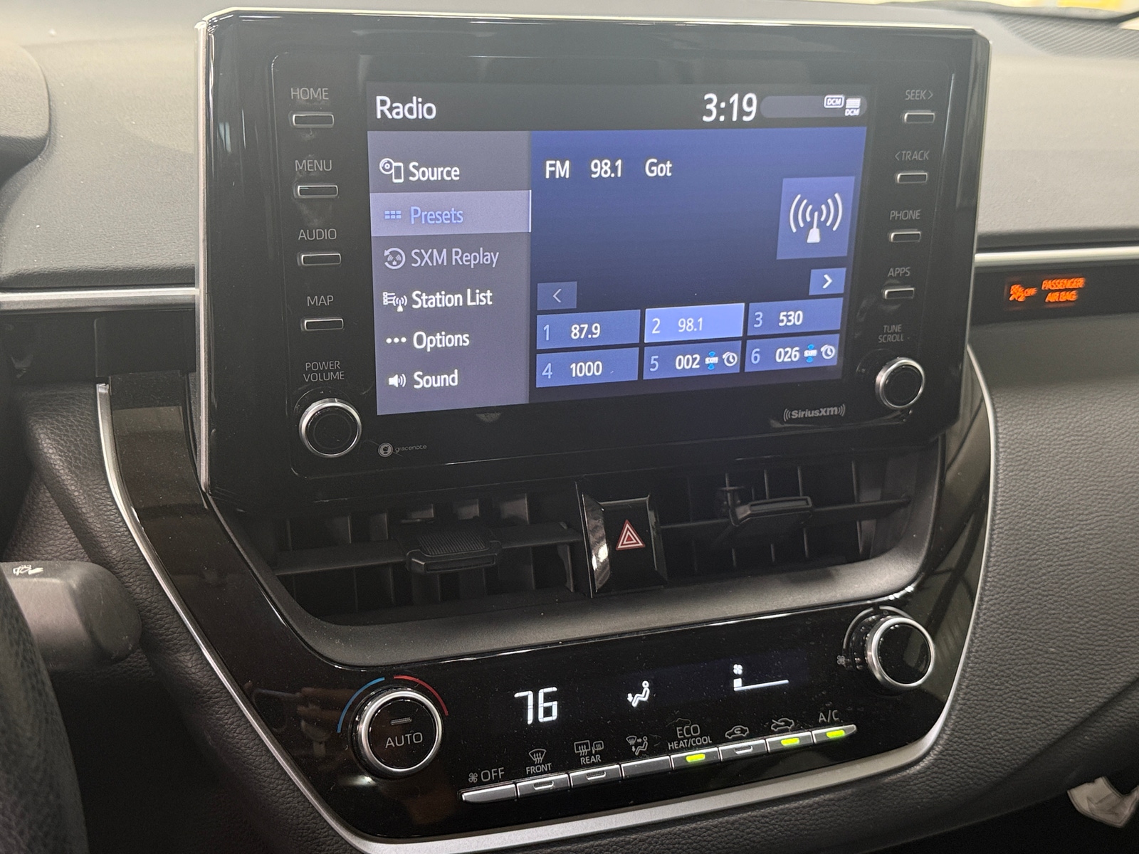 Thumbnail: 2021 Toyota Corolla - 4