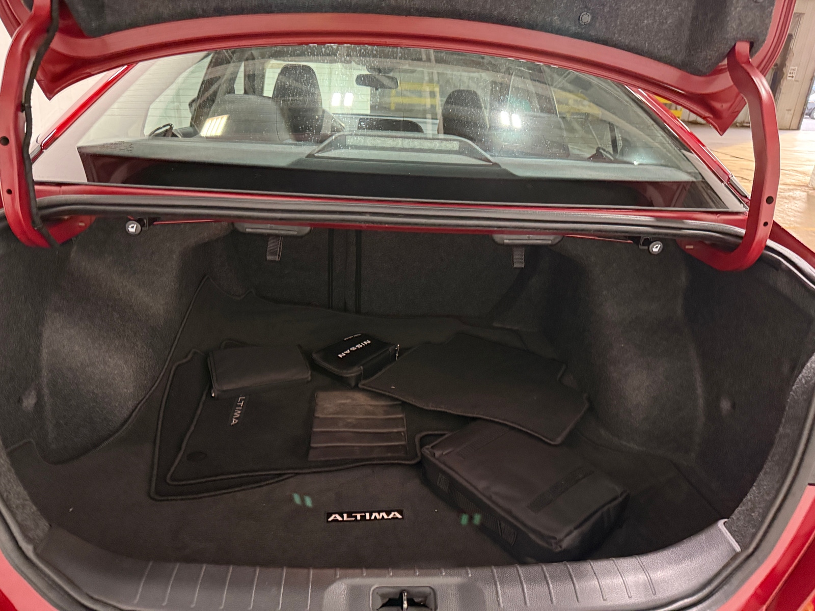 Thumbnail: 2022 Nissan Altima - 7