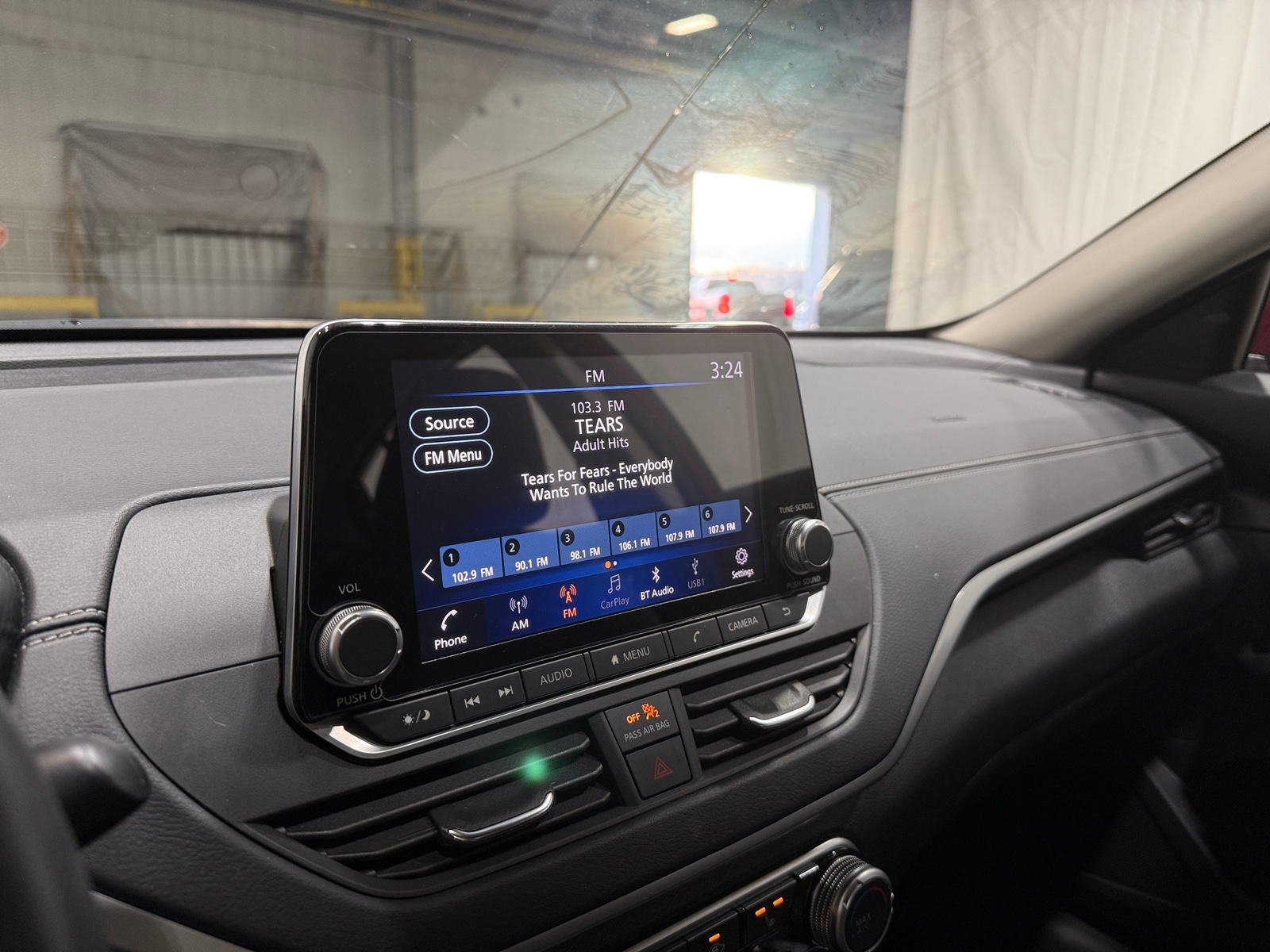 Thumbnail: 2022 Nissan Altima - 4