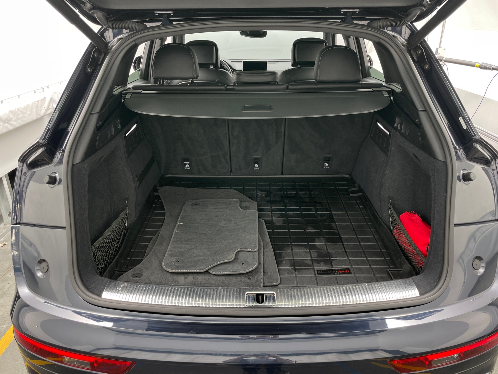 Thumbnail: 2019 Audi SQ5 - 6