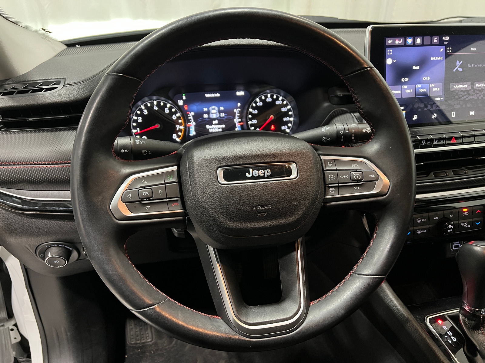 Thumbnail: 2022 Jeep Compass - 4