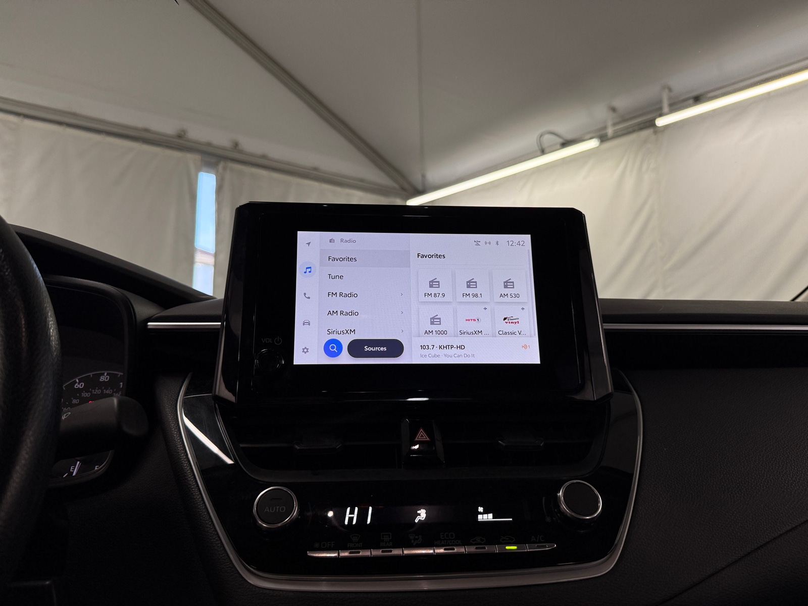 Thumbnail: 2024 Toyota Corolla - 4