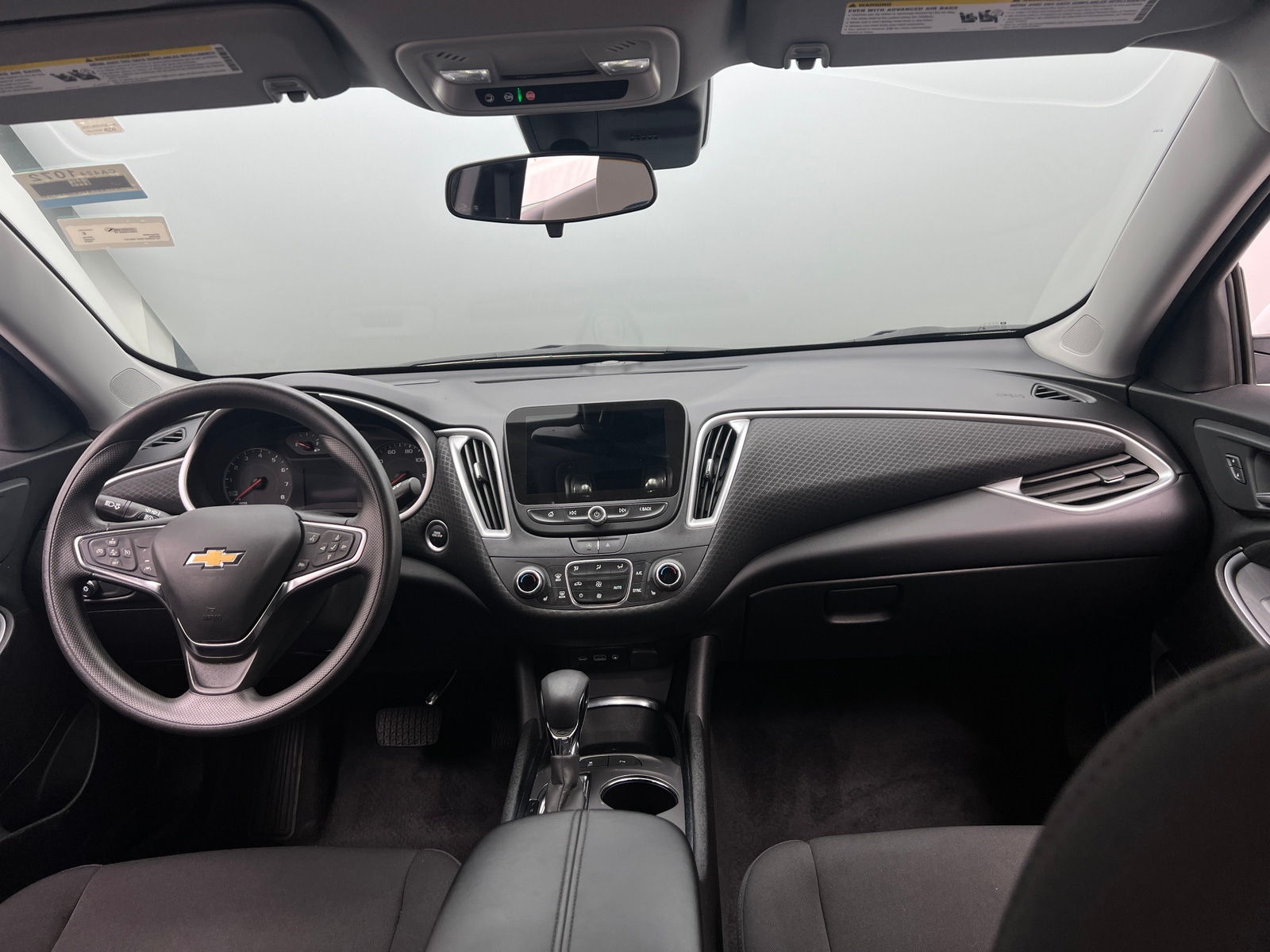 Thumbnail: 2024 Chevrolet Malibu - 3