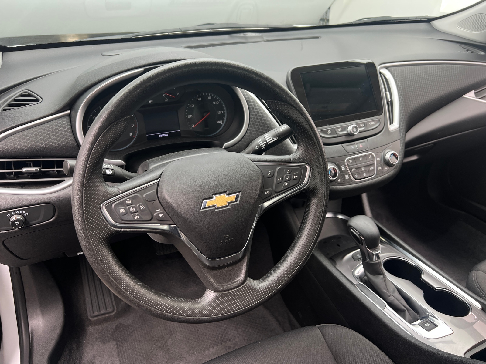 Thumbnail: 2024 Chevrolet Malibu - 5