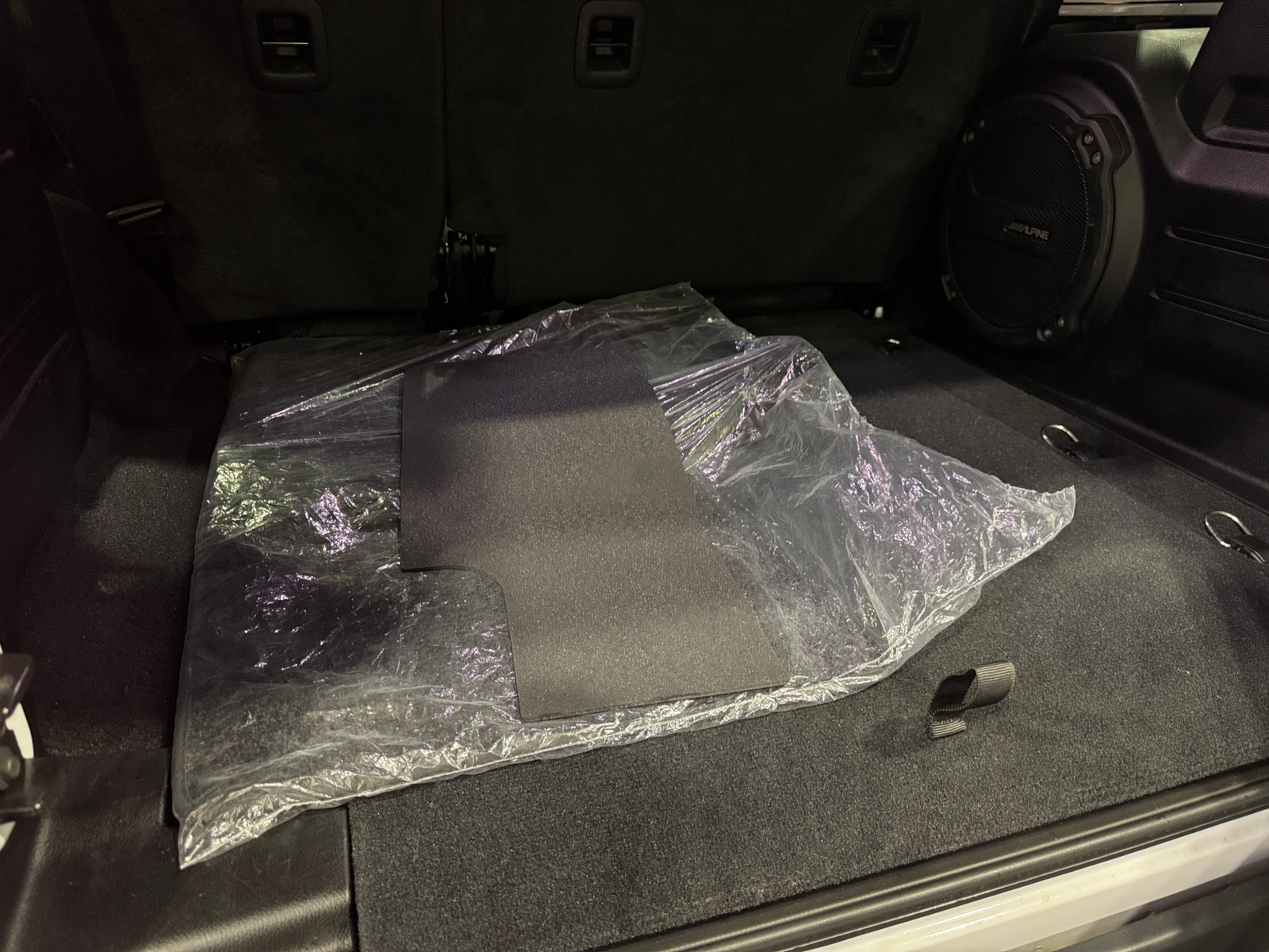 Thumbnail: 2020 Jeep Wrangler - 7