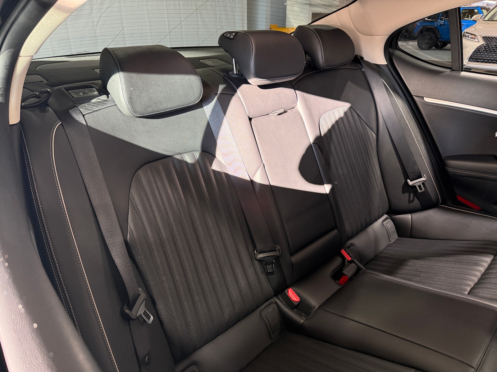 Thumbnail: 2022 Genesis G70 - 5