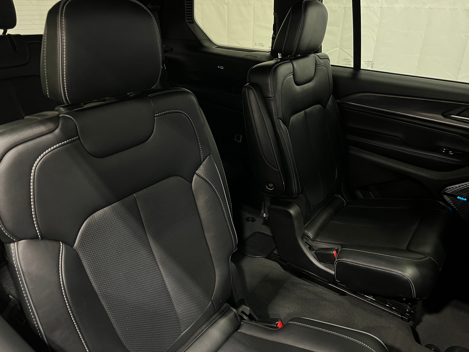 Thumbnail: 2023 Jeep Grand Cherokee L - 5