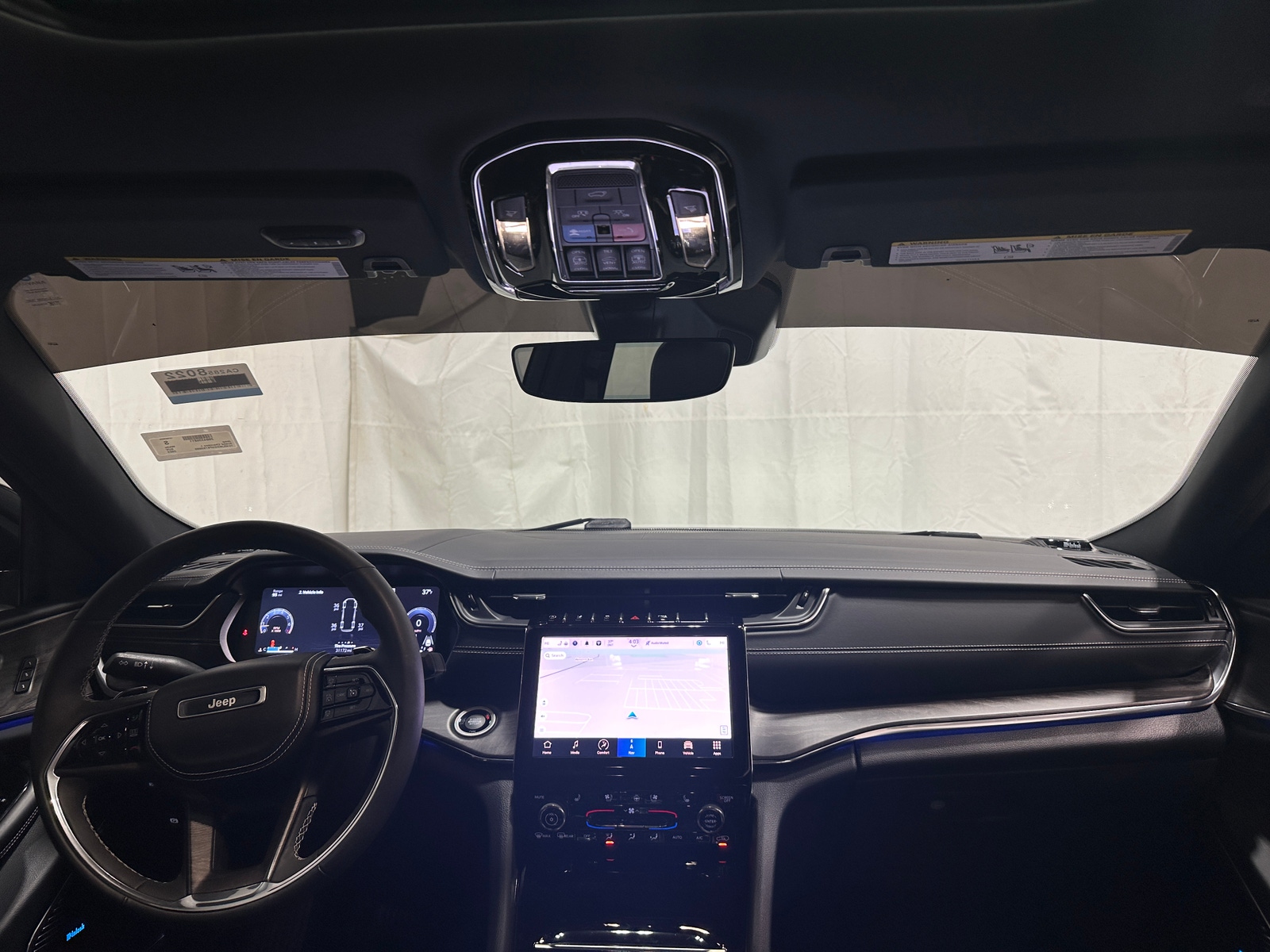 Thumbnail: 2023 Jeep Grand Cherokee L - 2