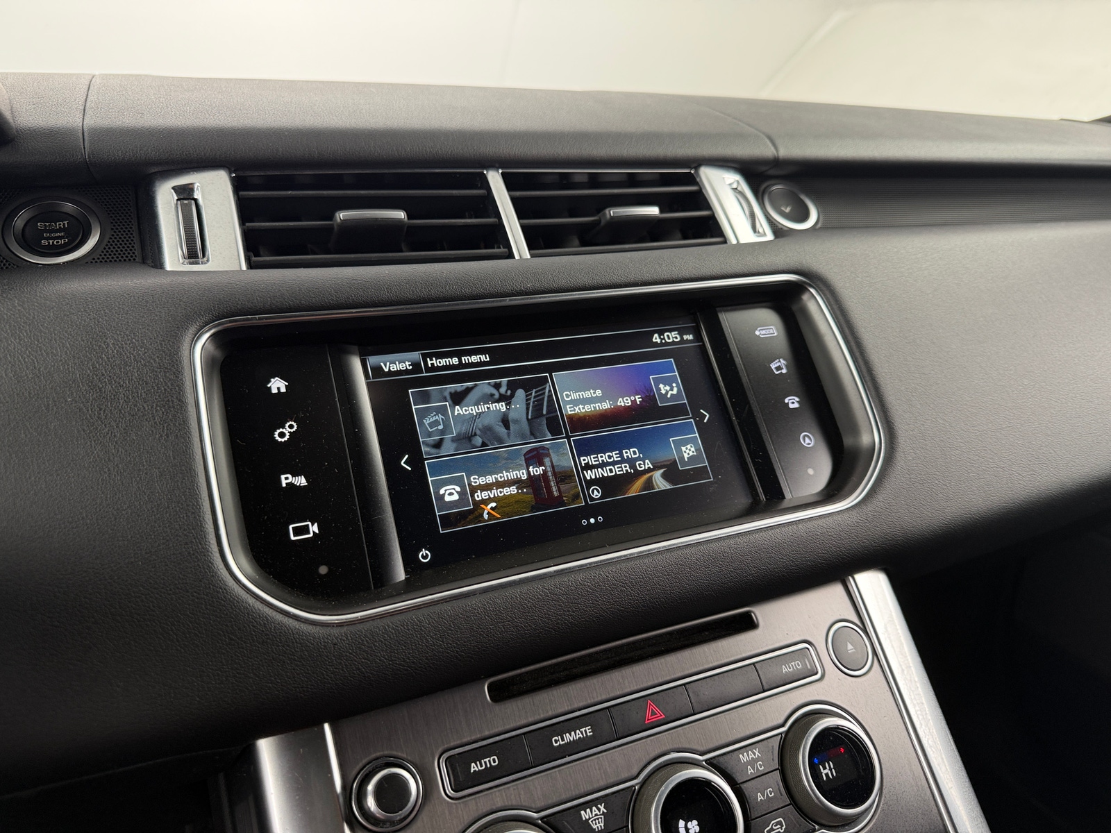 Thumbnail: 2016 Land Rover Range Rover Sport - 3