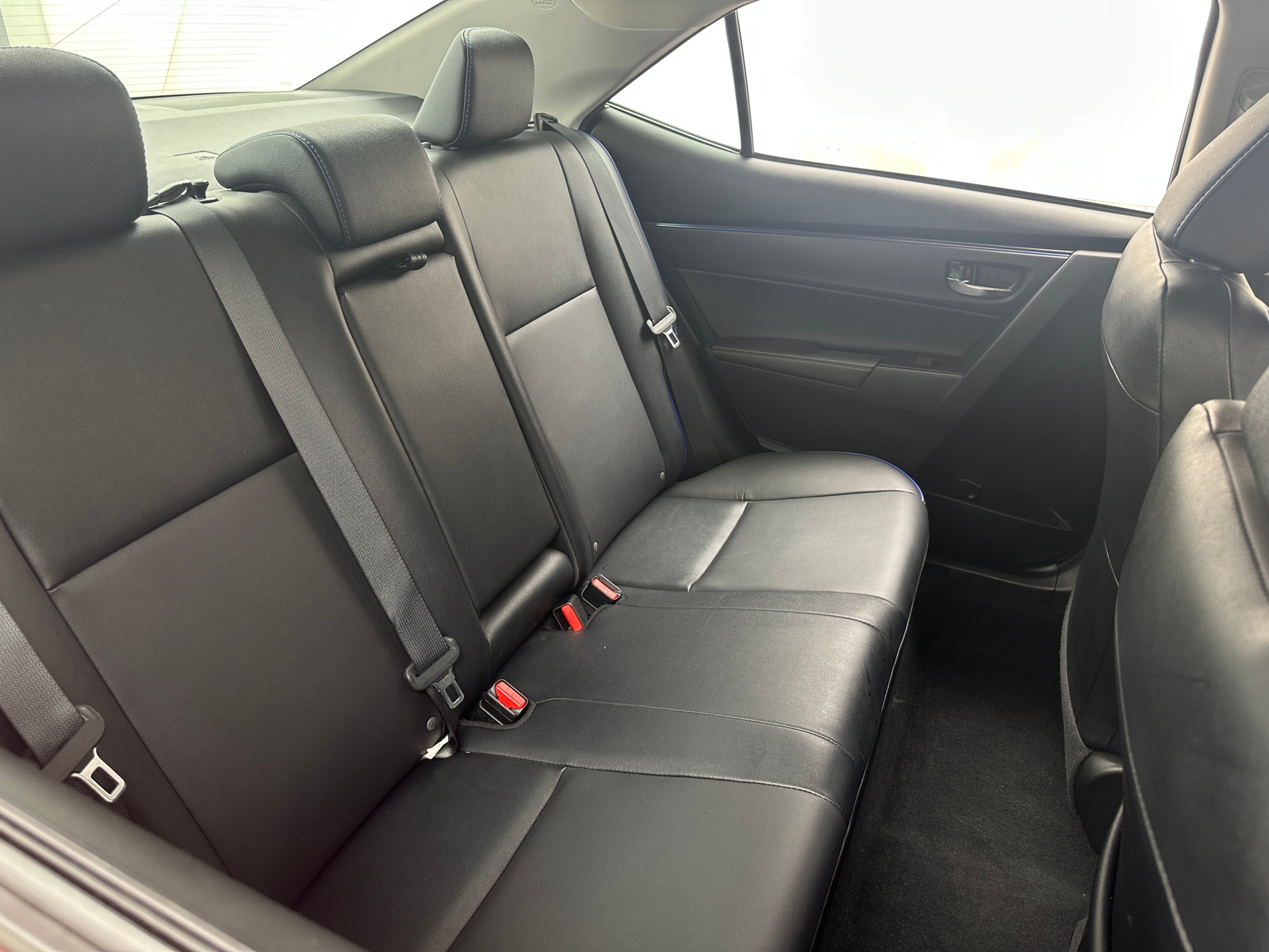 Thumbnail: 2017 Toyota Corolla - 5