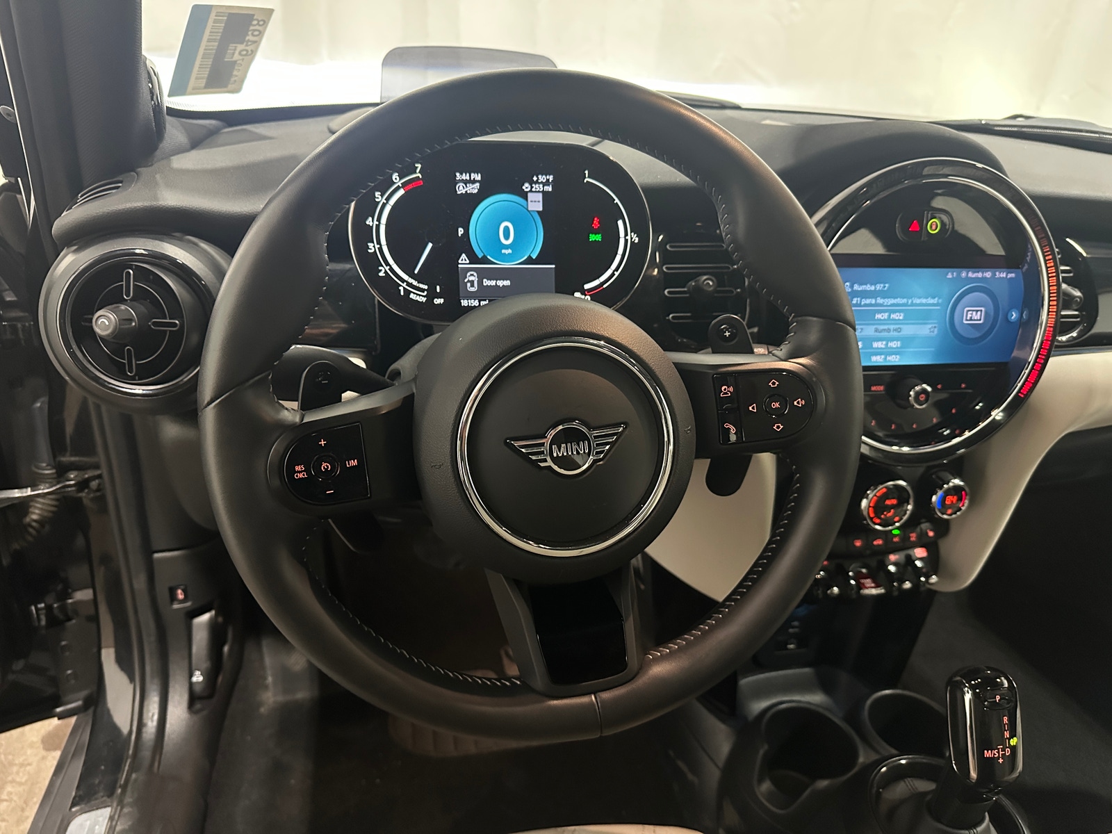 Thumbnail: 2024 MINI Cooper Hardtop - 4