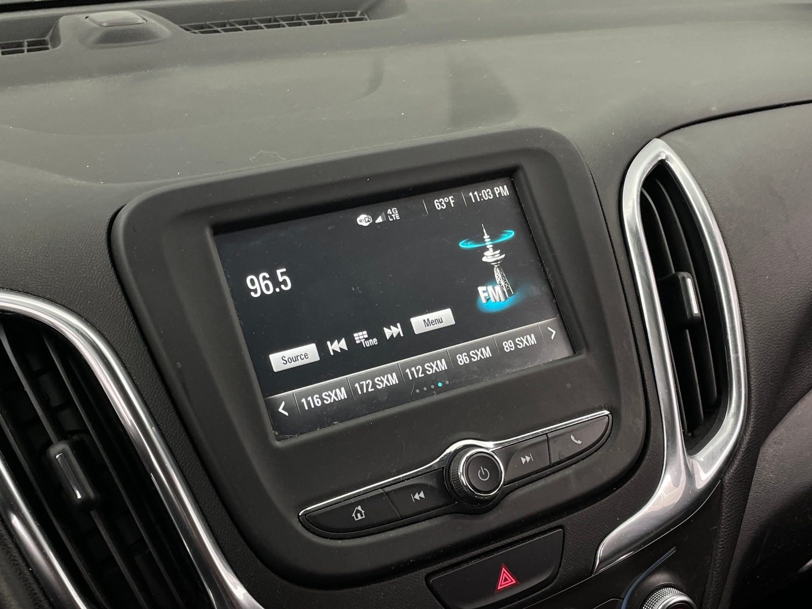 Thumbnail: 2018 Chevrolet Equinox - 4