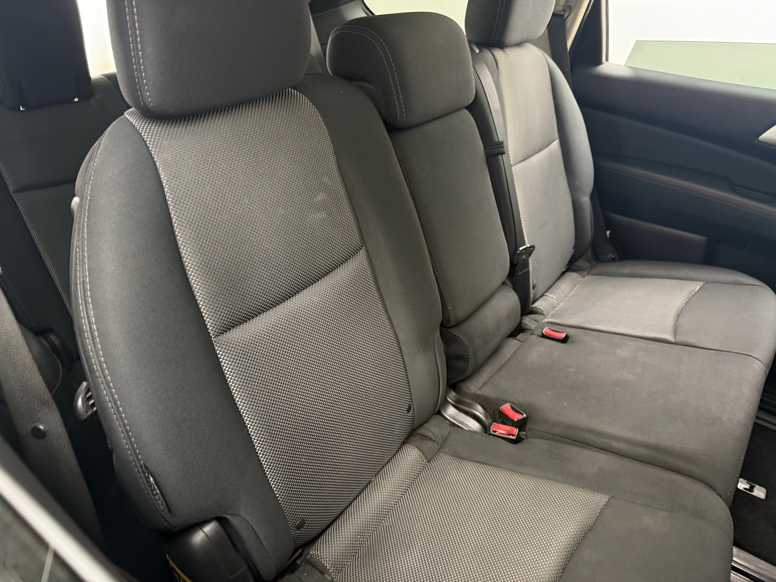 Thumbnail: 2019 Nissan Pathfinder - 6