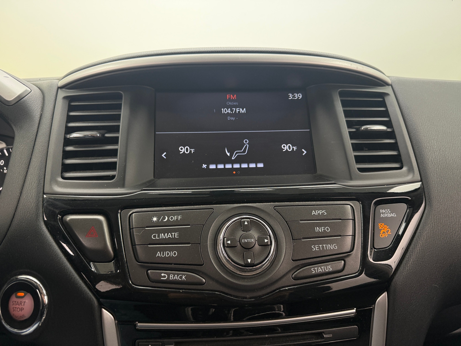 Thumbnail: 2019 Nissan Pathfinder - 4