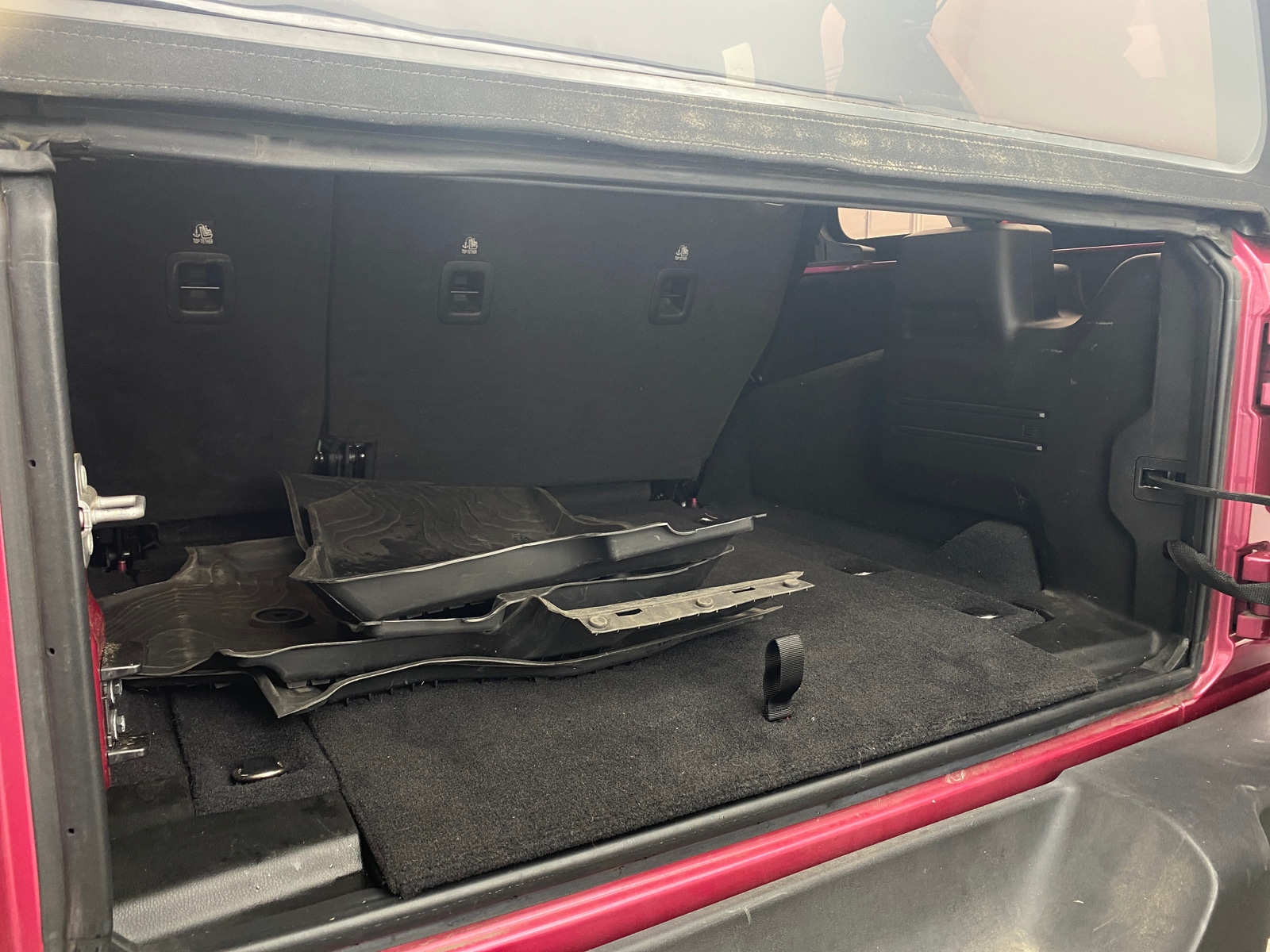 Thumbnail: 2022 Jeep Wrangler - 7