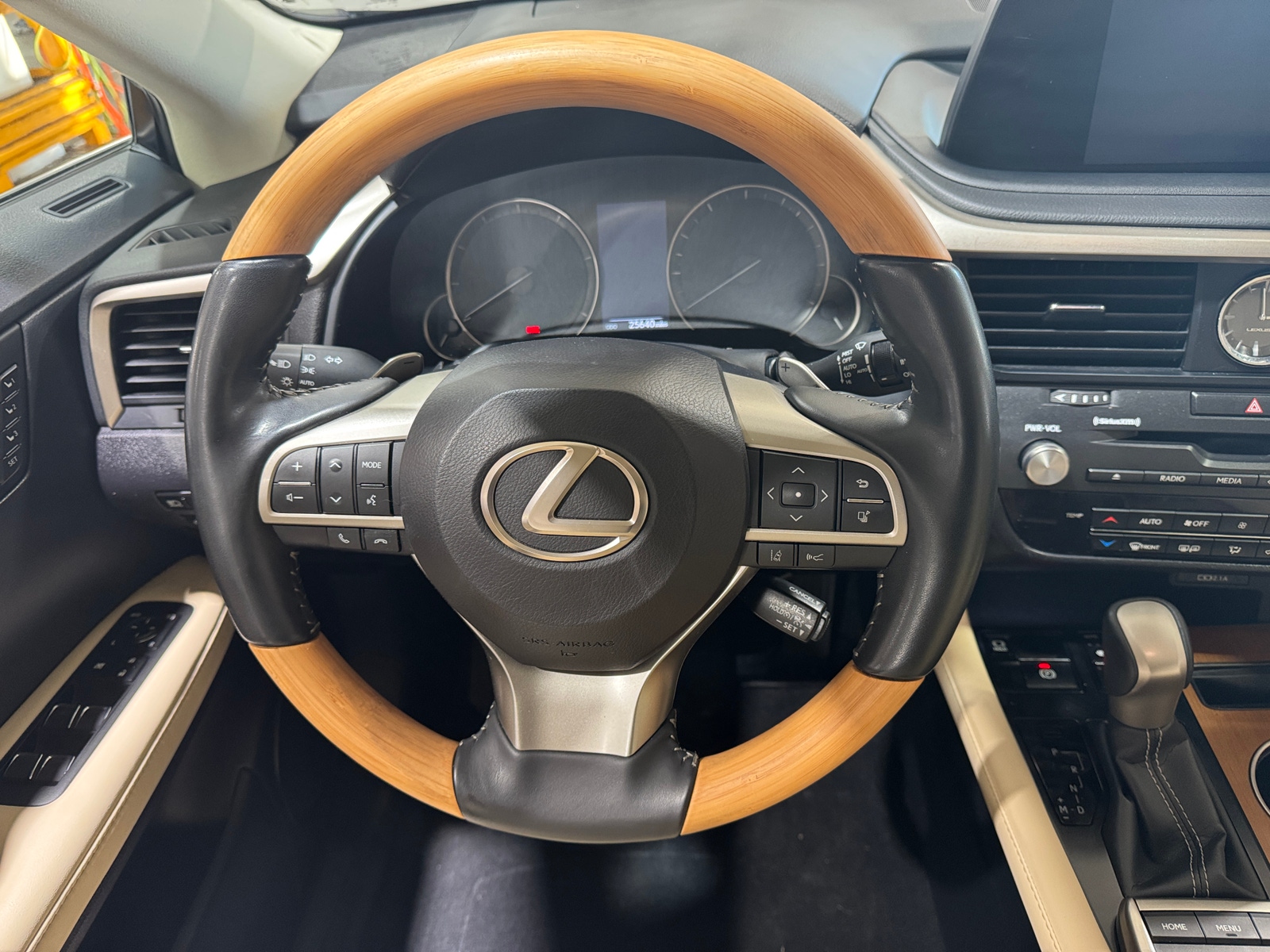 Thumbnail: 2021 Lexus RX - 4