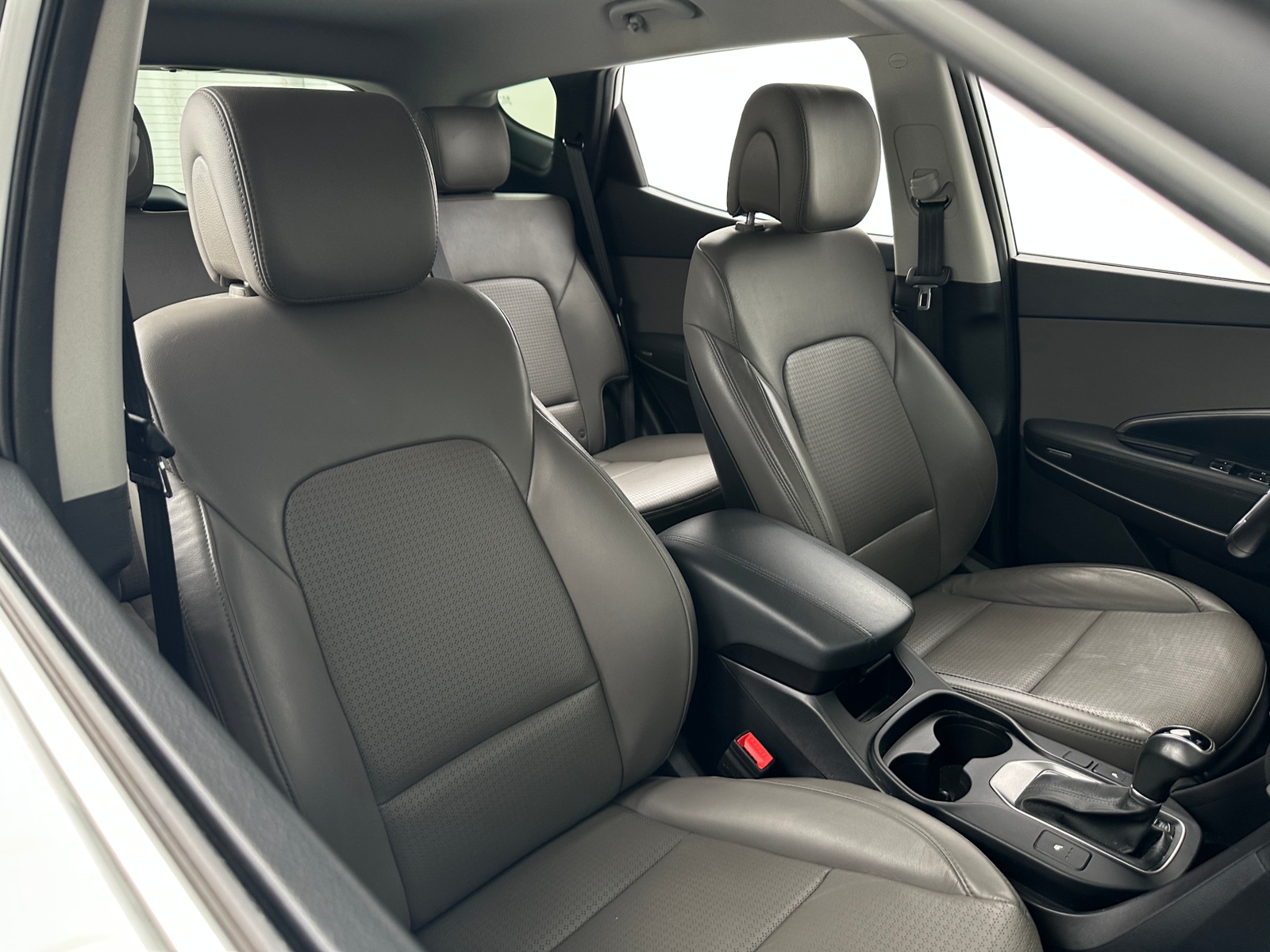 Thumbnail: 2013 Hyundai Santa Fe - 2