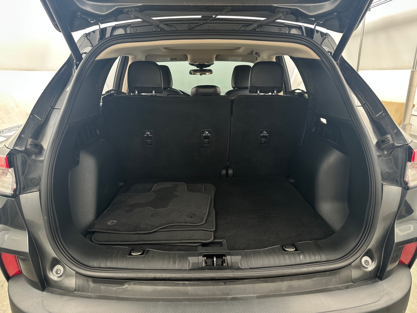 Thumbnail: 2020 Ford Escape - 6