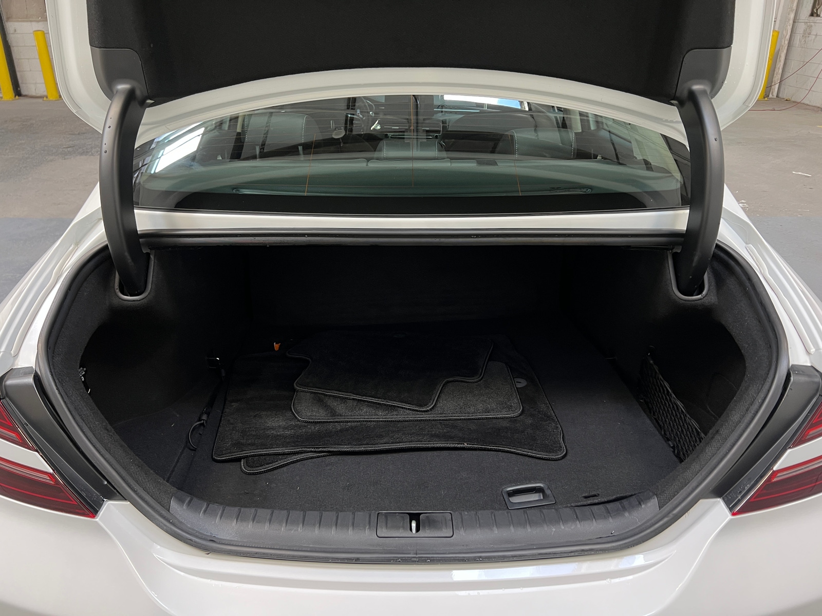 Thumbnail: 2025 Genesis G70 - 6