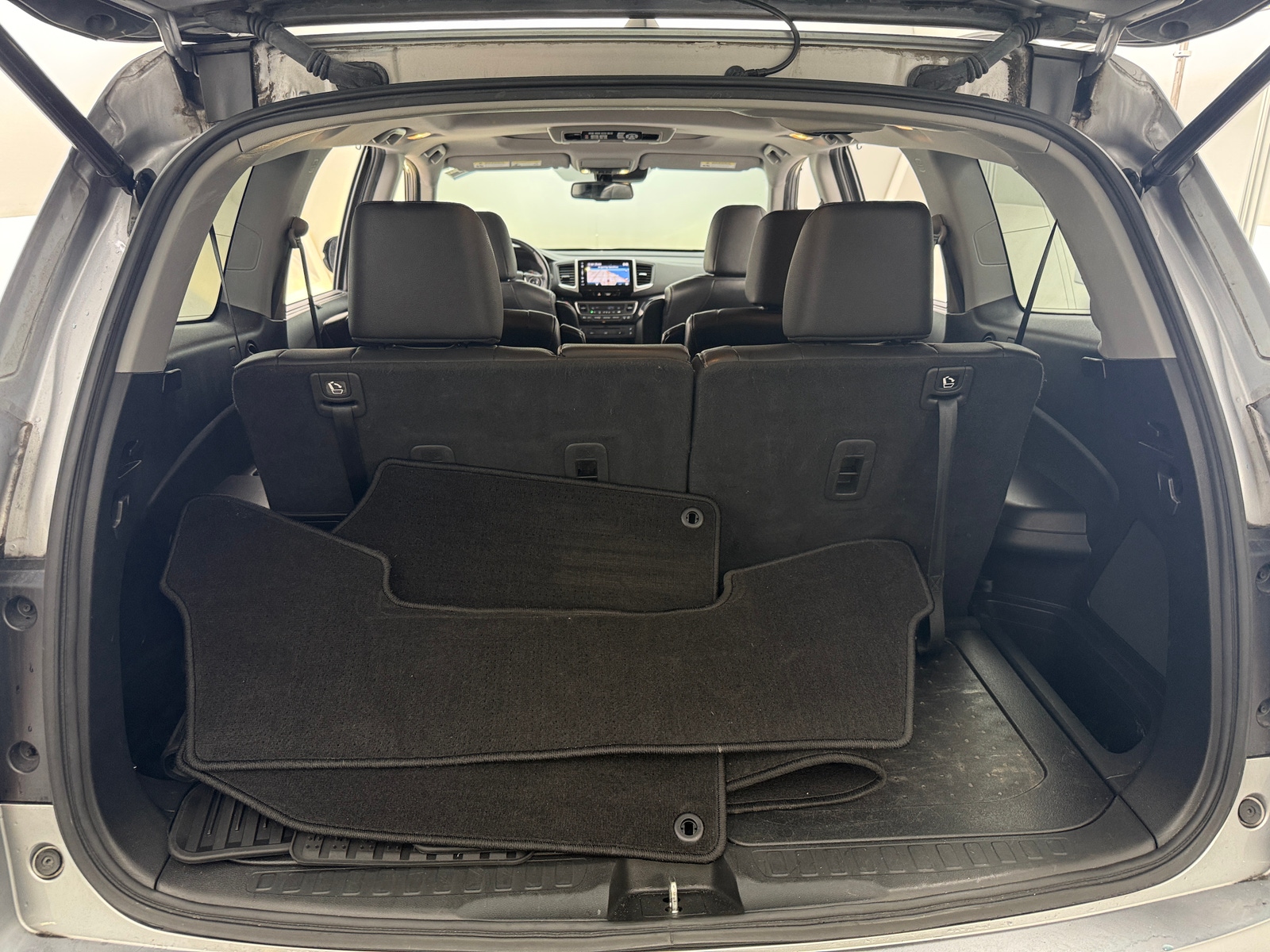 Thumbnail: 2017 Honda Pilot - 6