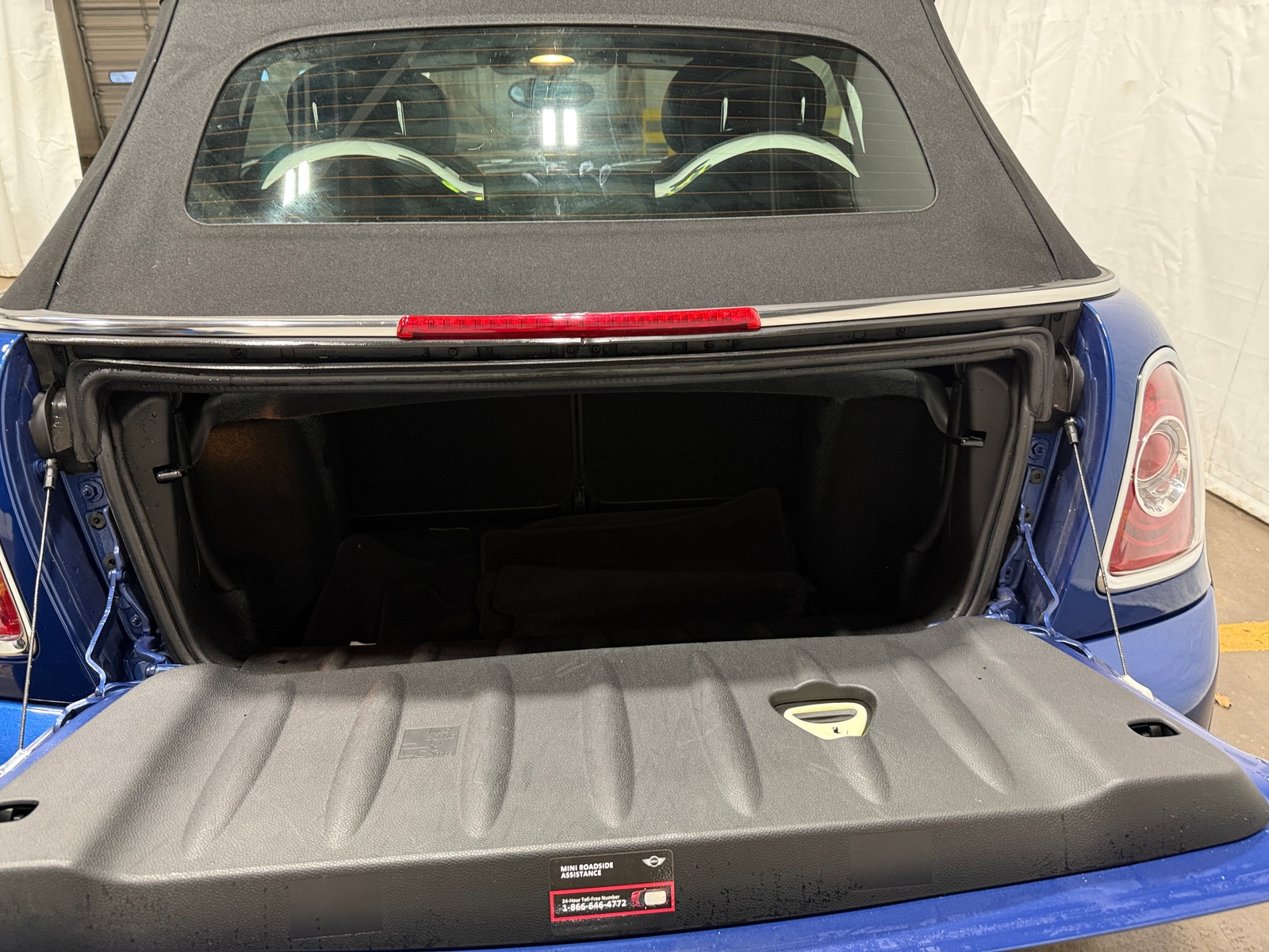 Thumbnail: 2015 MINI Cooper Convertible - 7