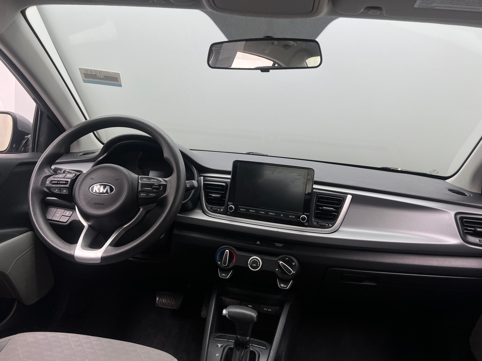 Thumbnail: 2021 Kia Rio - 3