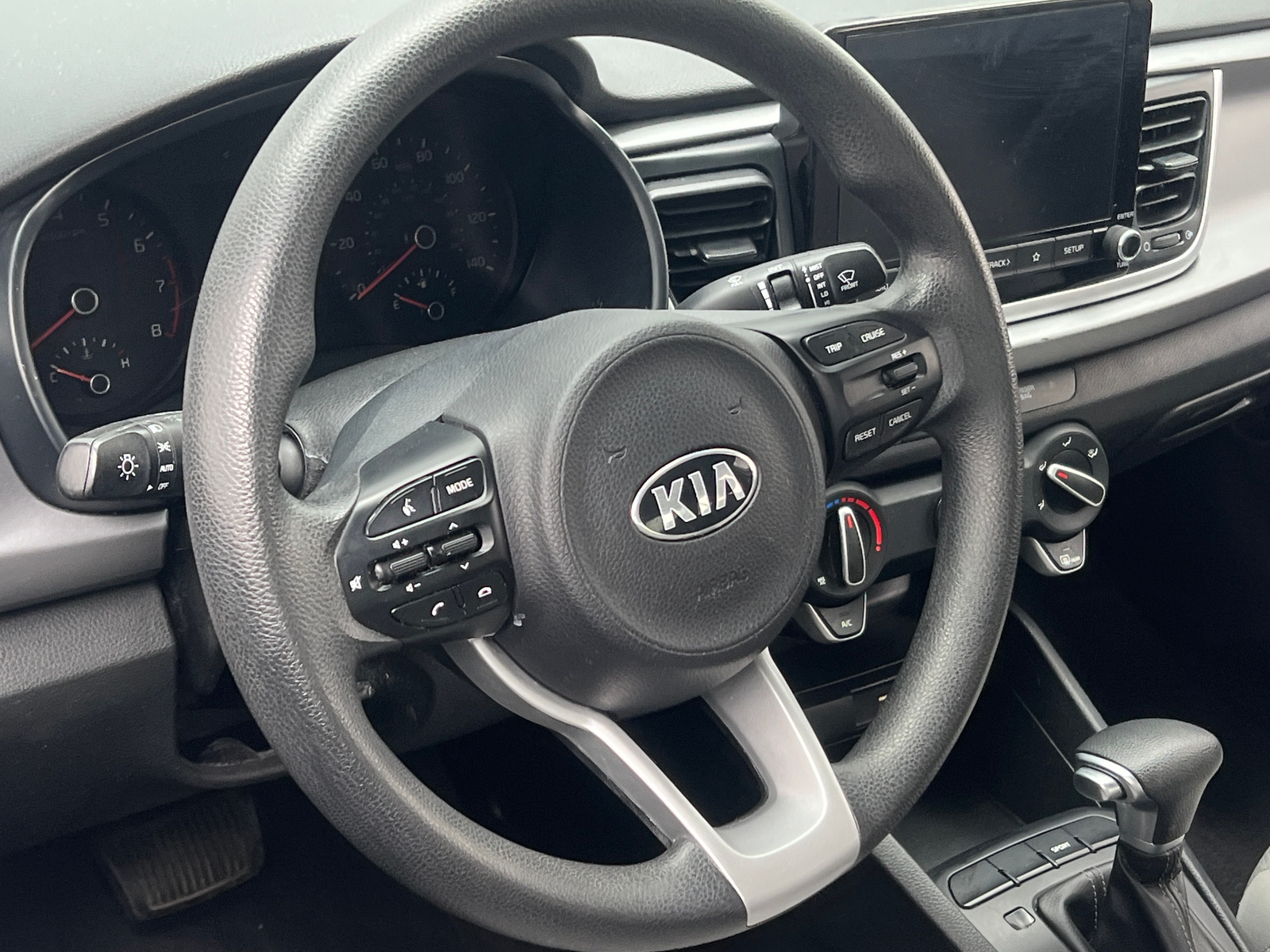 Thumbnail: 2021 Kia Rio - 5