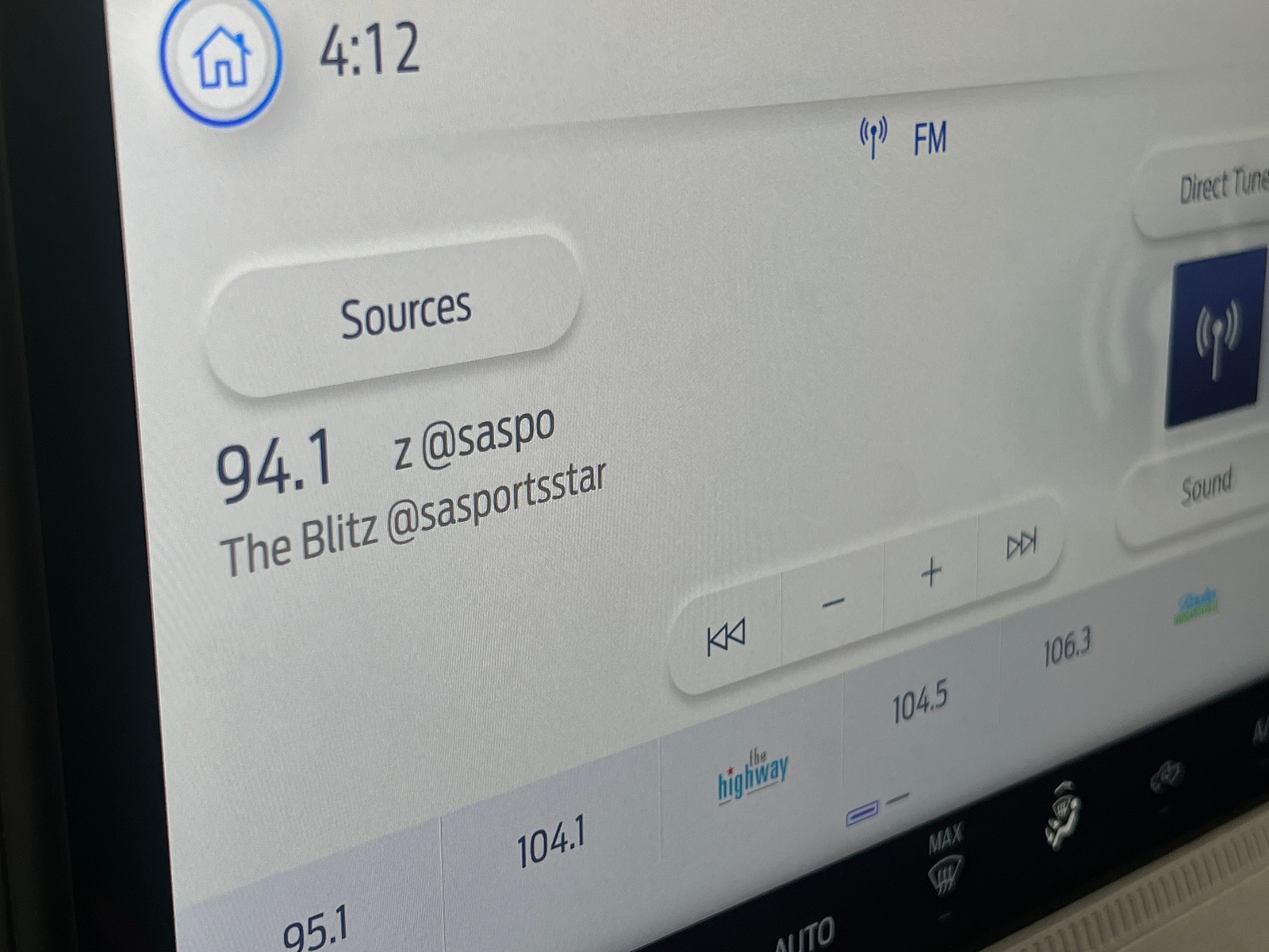 Thumbnail: 2025 Ford Maverick - 4