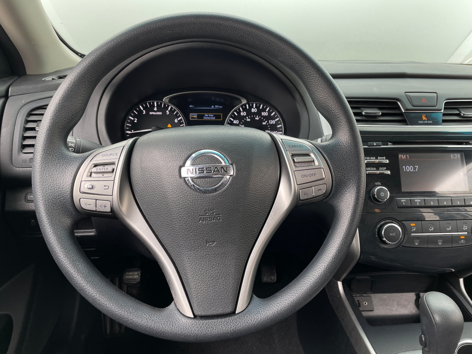 Thumbnail: 2015 Nissan Altima - 5