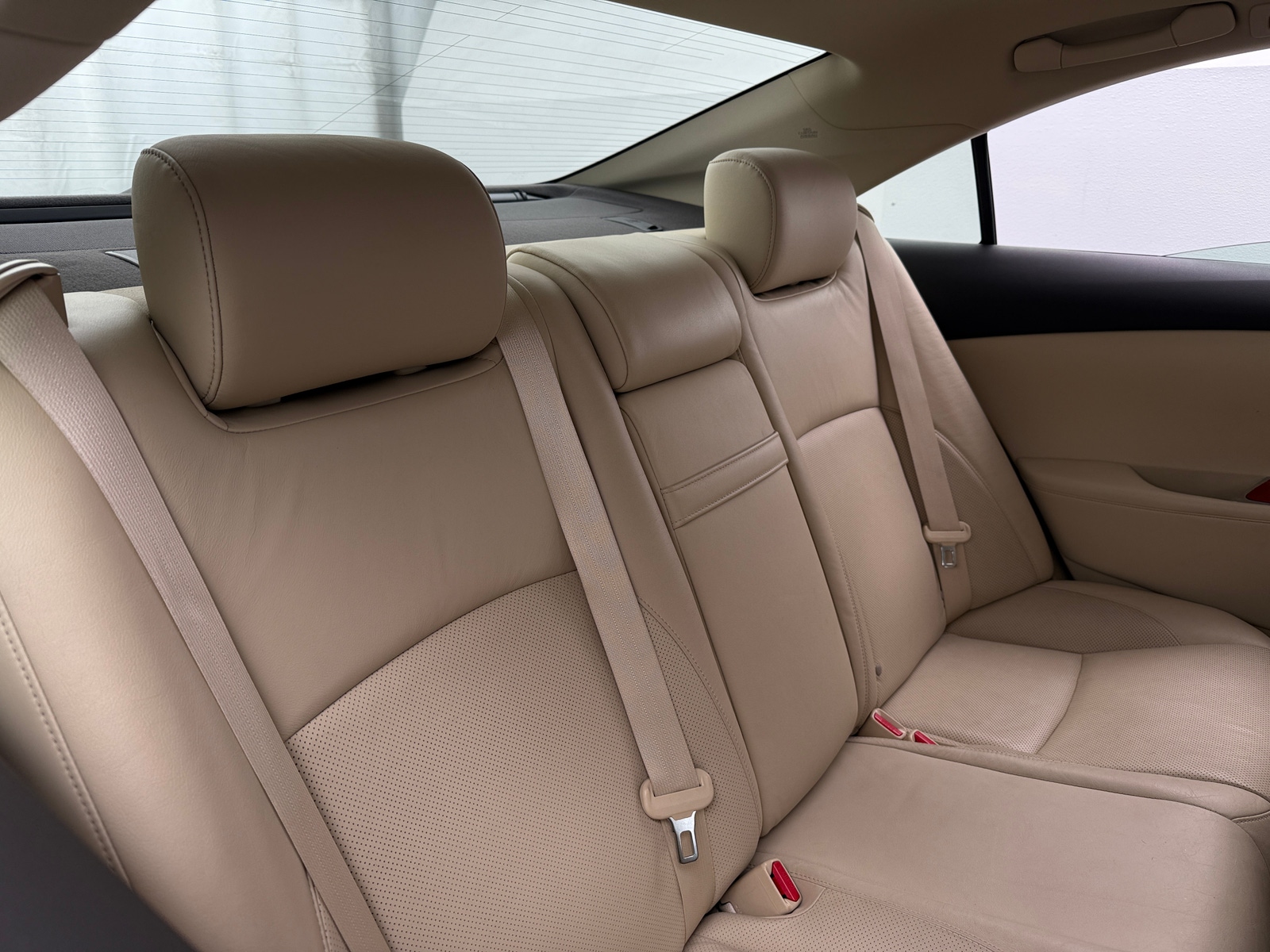 Thumbnail: 2011 Lexus ES - 5