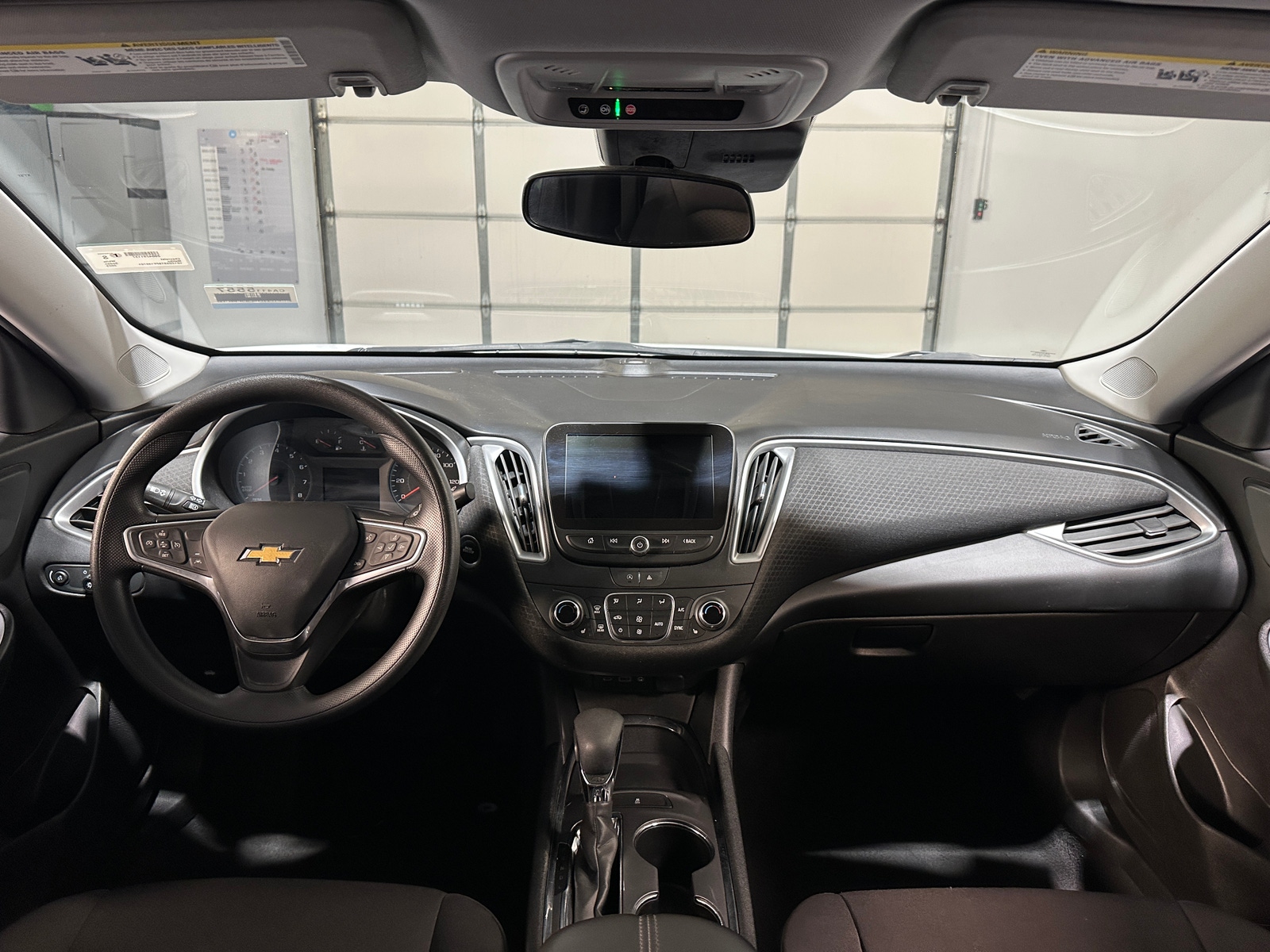 Thumbnail: 2023 Chevrolet Malibu - 3