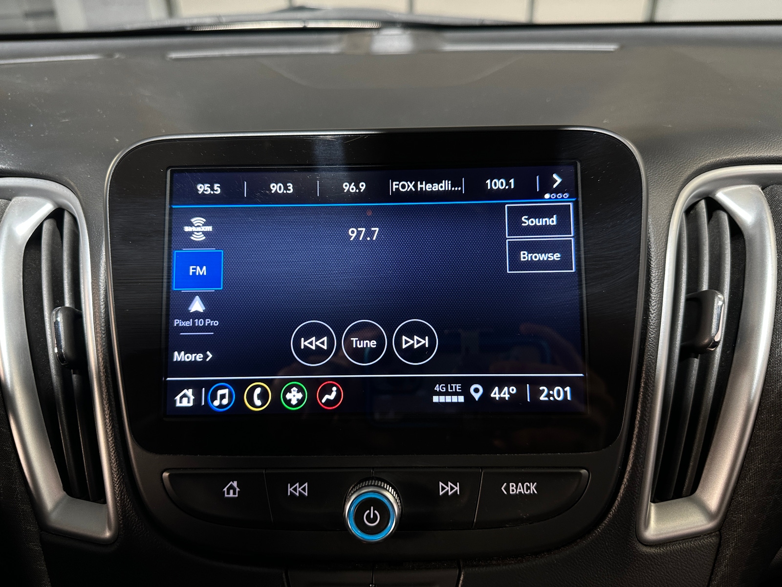 Thumbnail: 2023 Chevrolet Malibu - 4