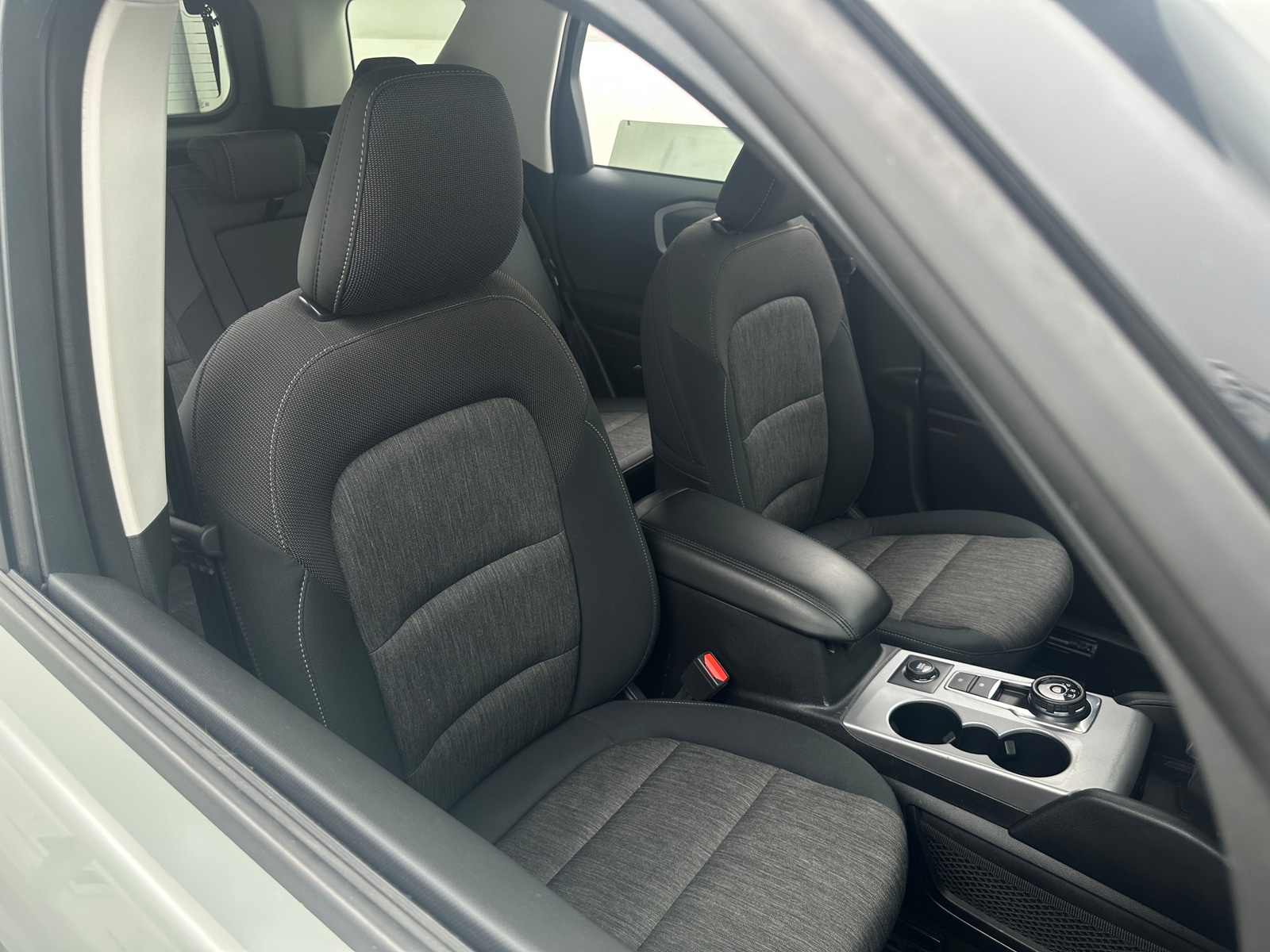 Thumbnail: 2022 Ford Bronco Sport - 2