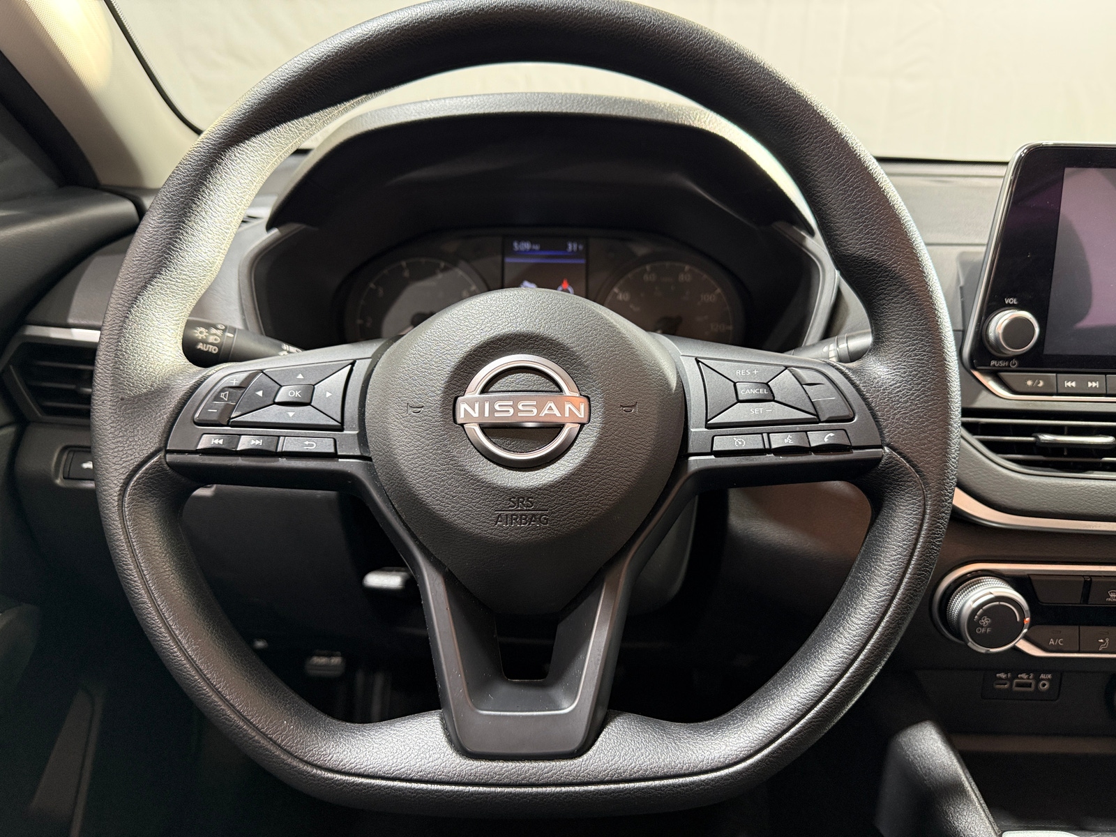 Thumbnail: 2025 Nissan Altima - 5