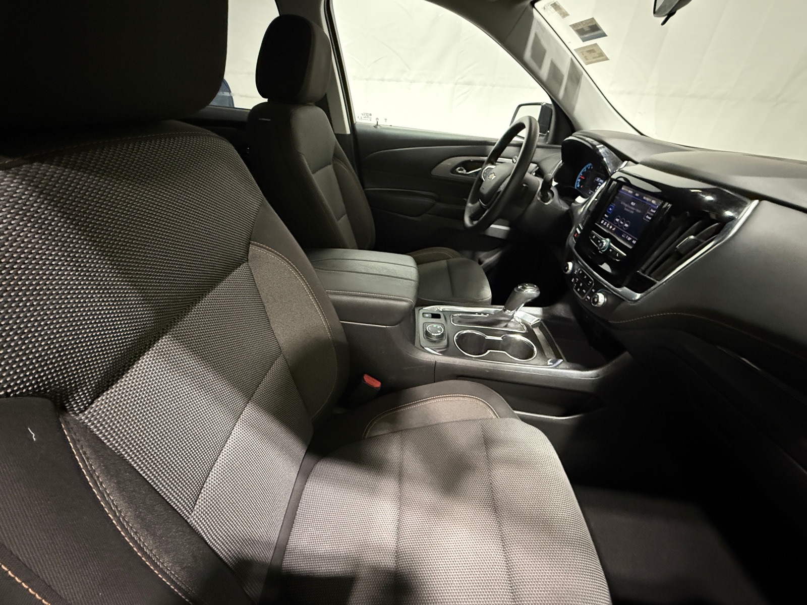 Thumbnail: 2020 Chevrolet Traverse - 2