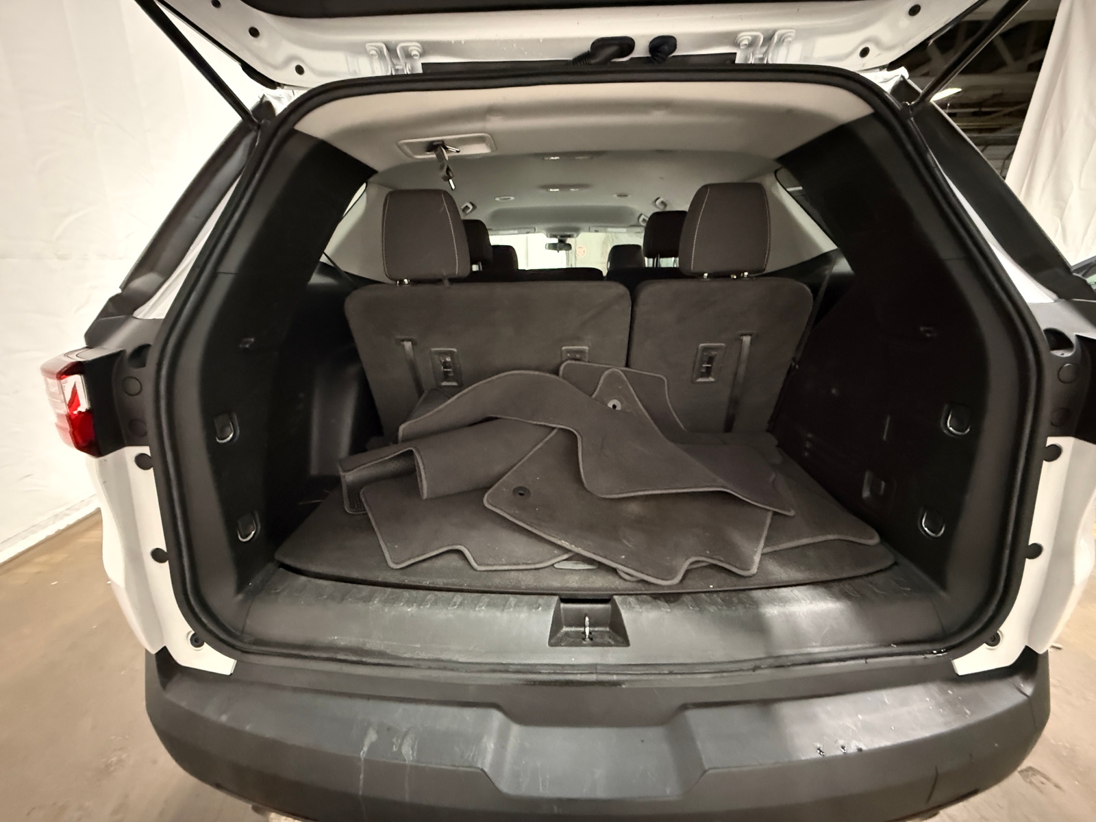 Thumbnail: 2020 Chevrolet Traverse - 7