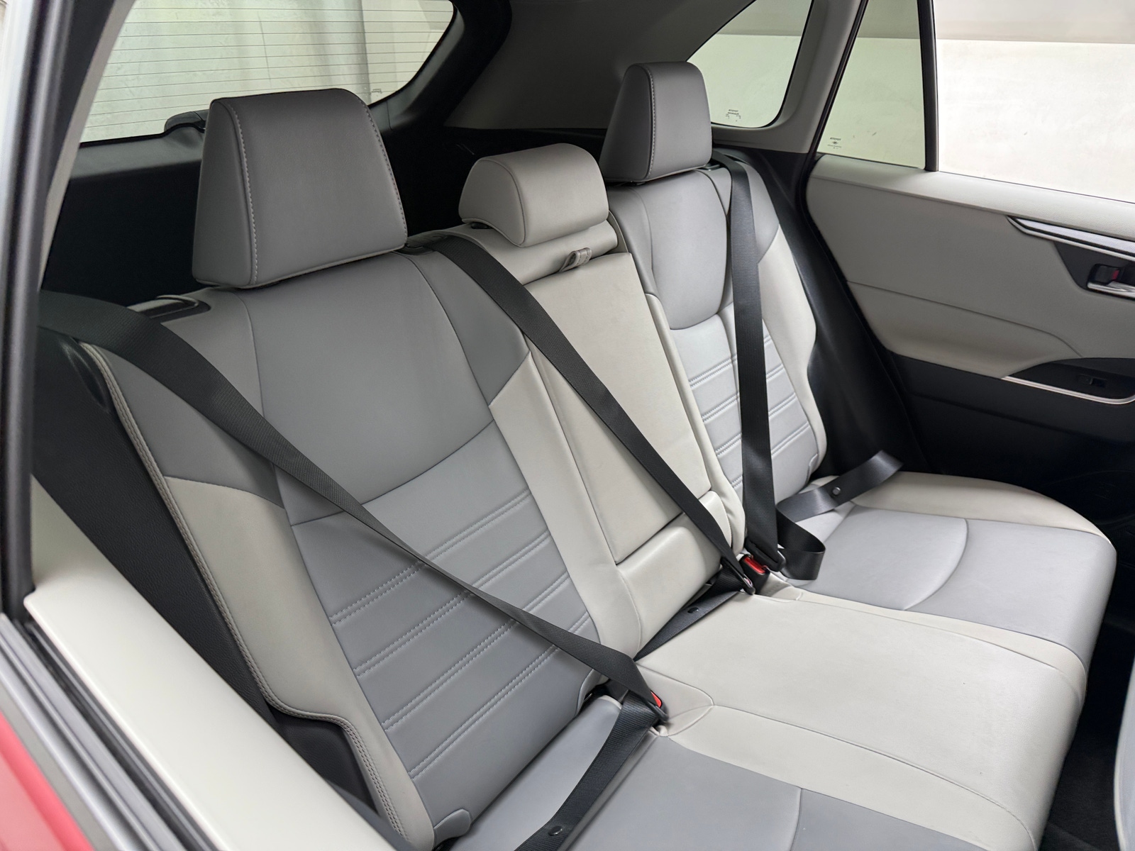 Thumbnail: 2022 Toyota RAV4 - 5