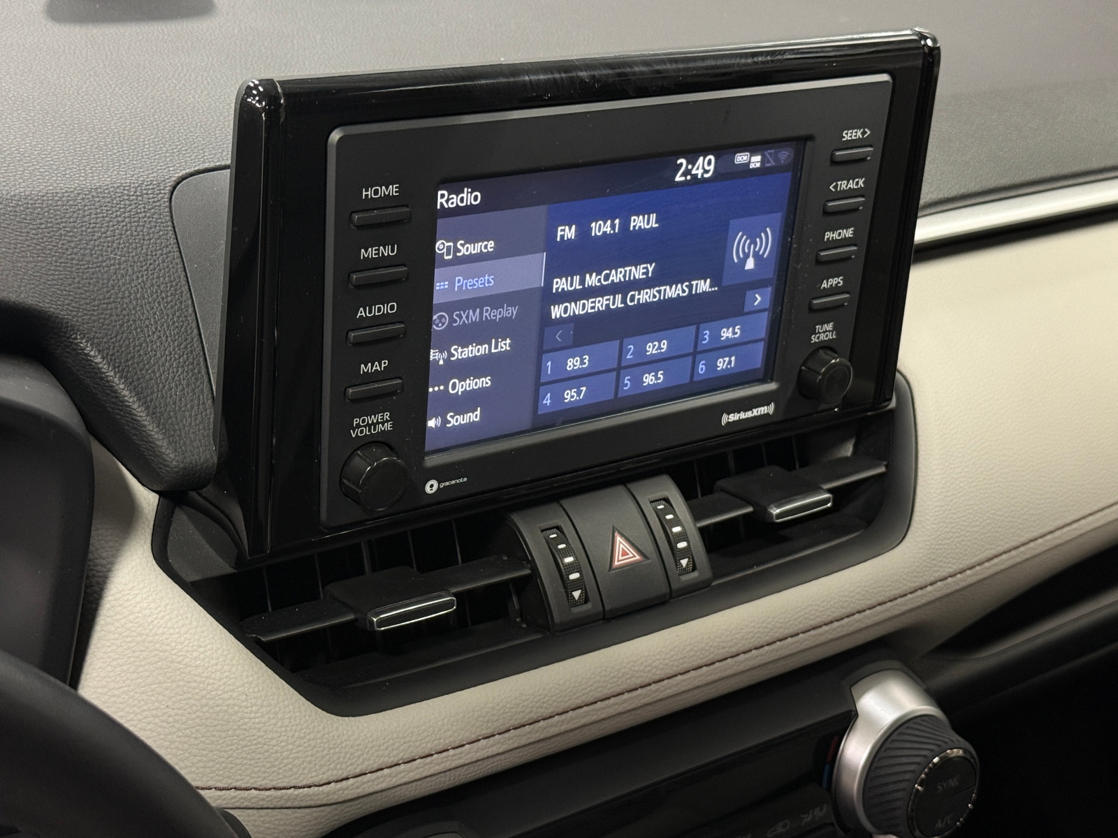 Thumbnail: 2022 Toyota RAV4 - 3