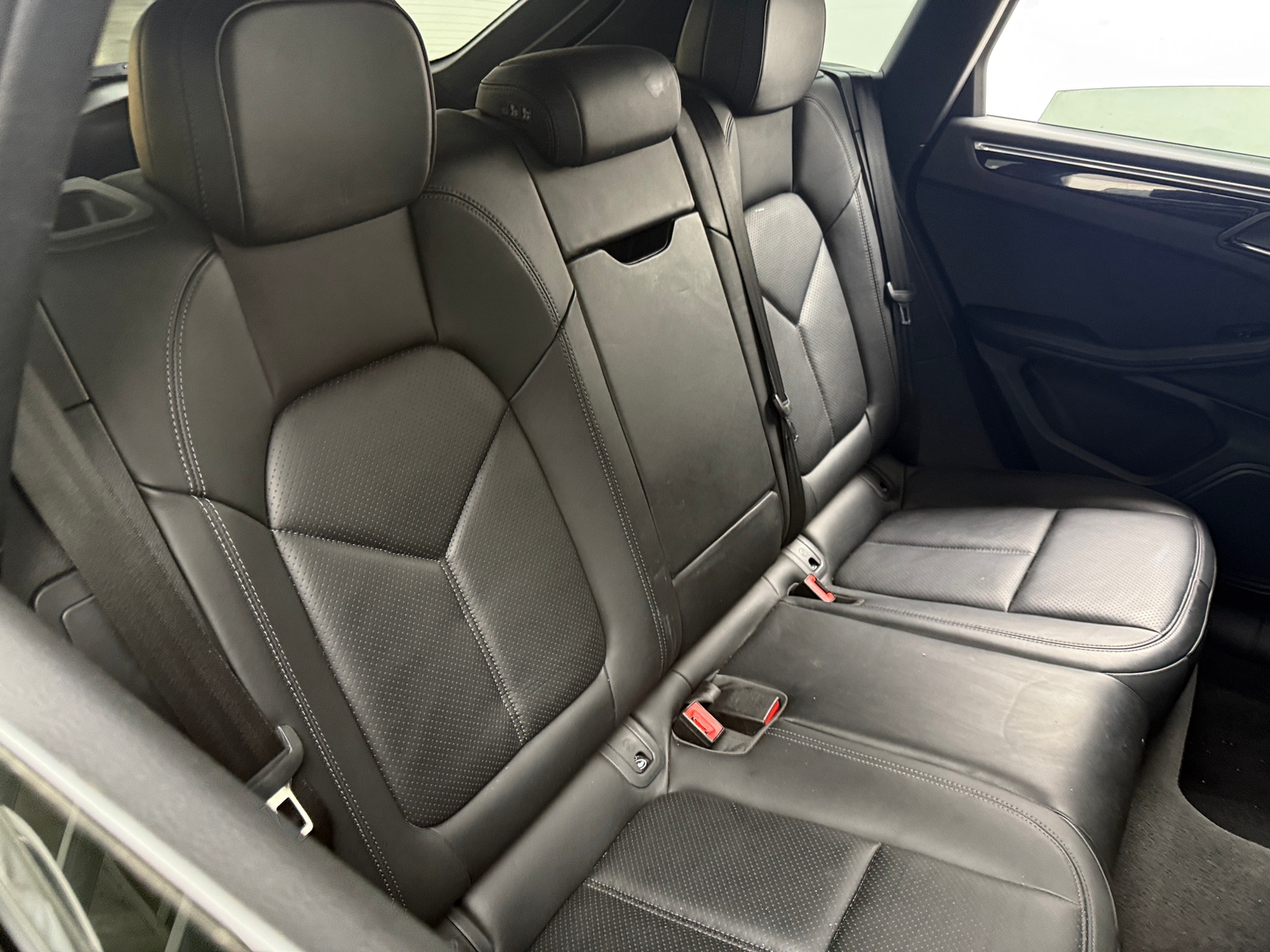 Thumbnail: 2018 Porsche Macan - 5