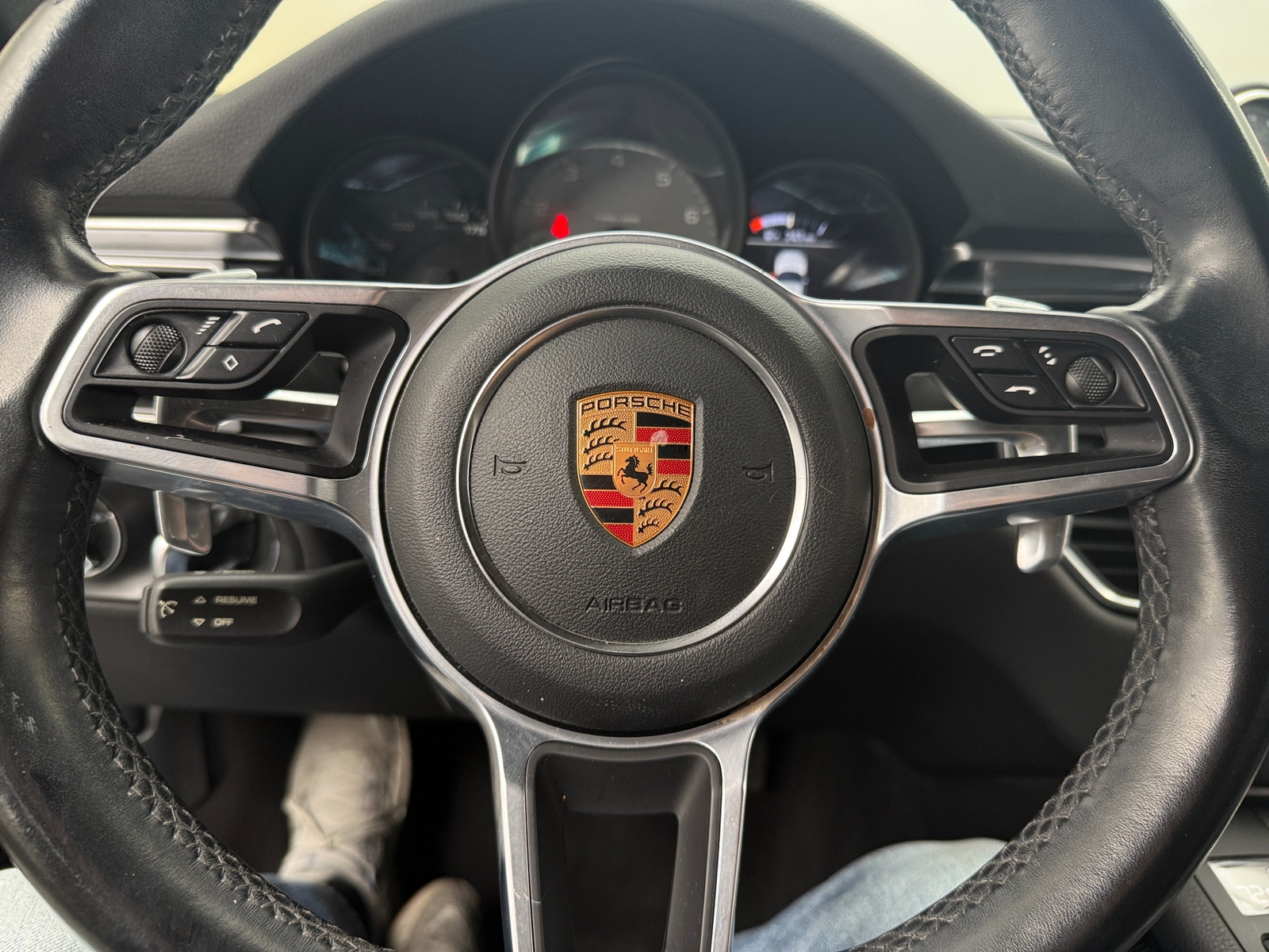 Thumbnail: 2018 Porsche Macan - 4