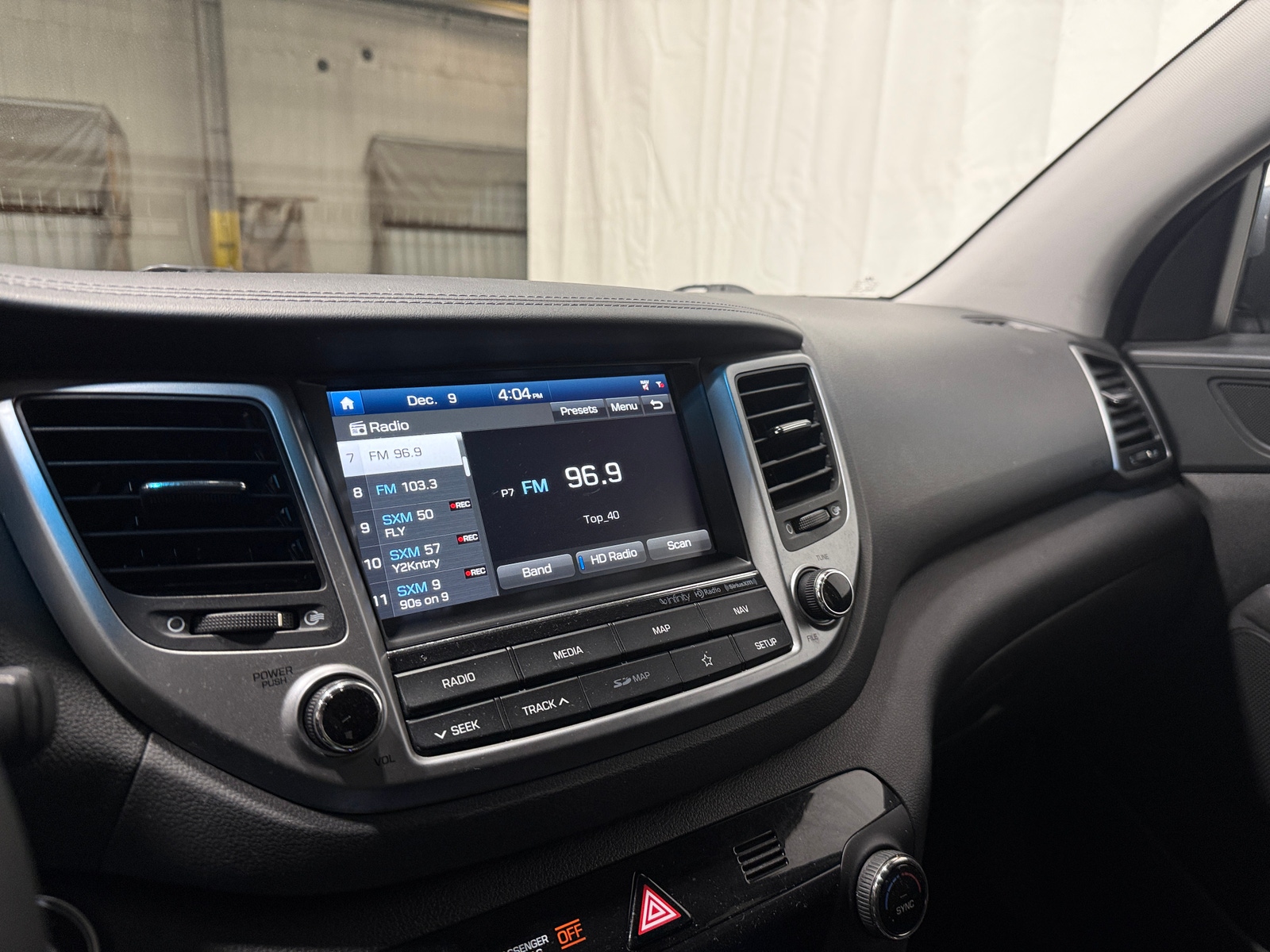 Thumbnail: 2018 Hyundai Tucson - 3