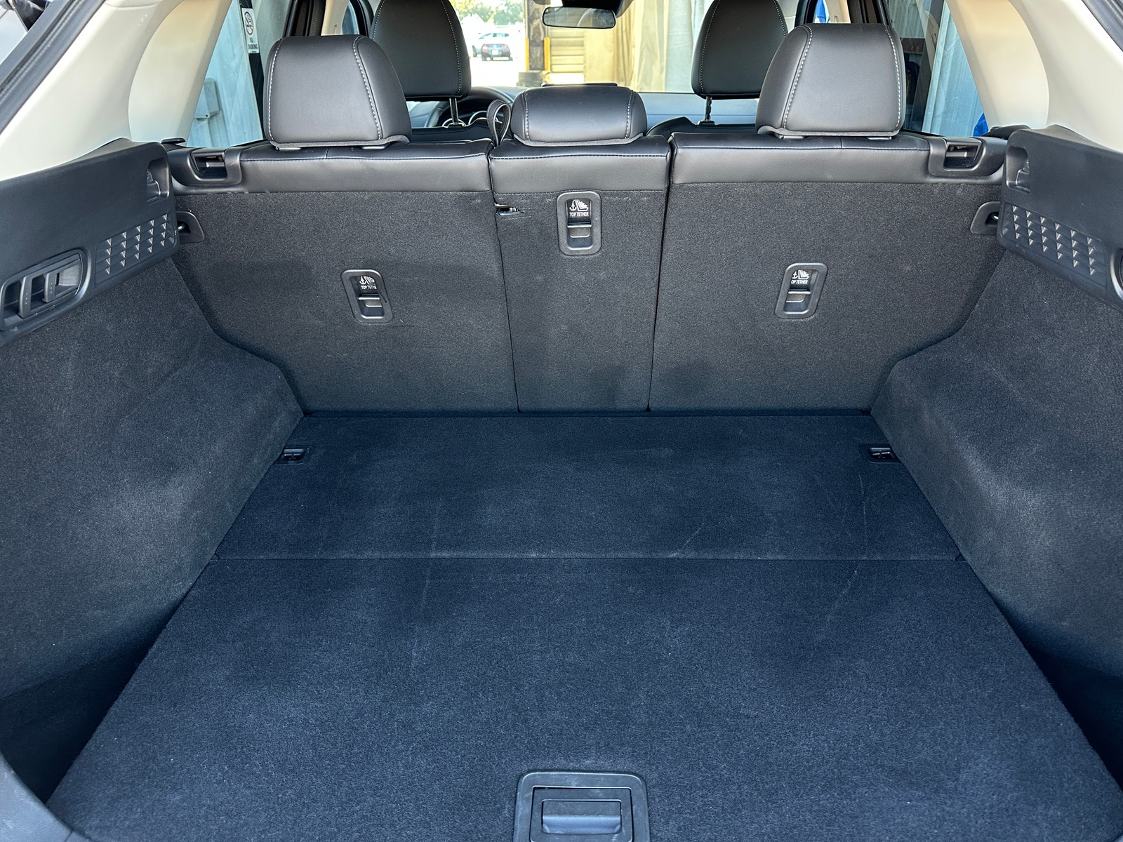 Thumbnail: 2025 Mazda CX-5 - 6