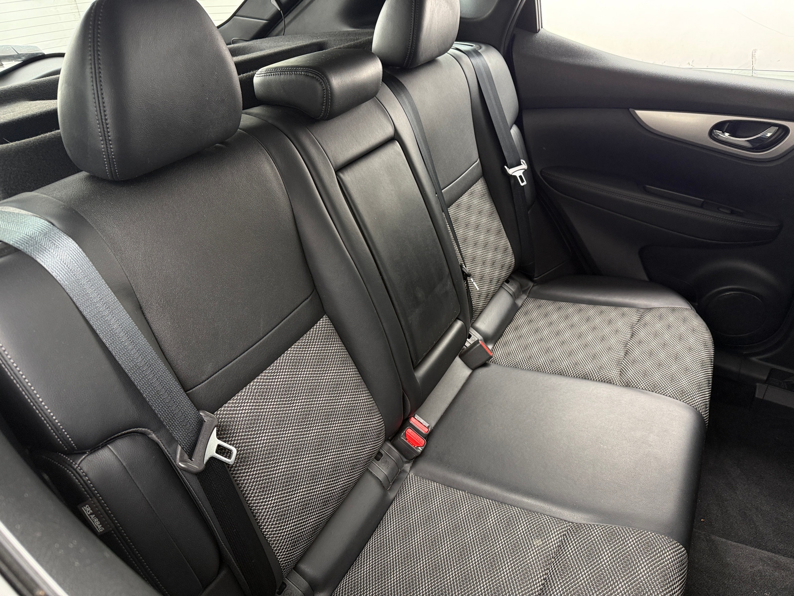 Thumbnail: 2020 Nissan Rogue Sport - 6