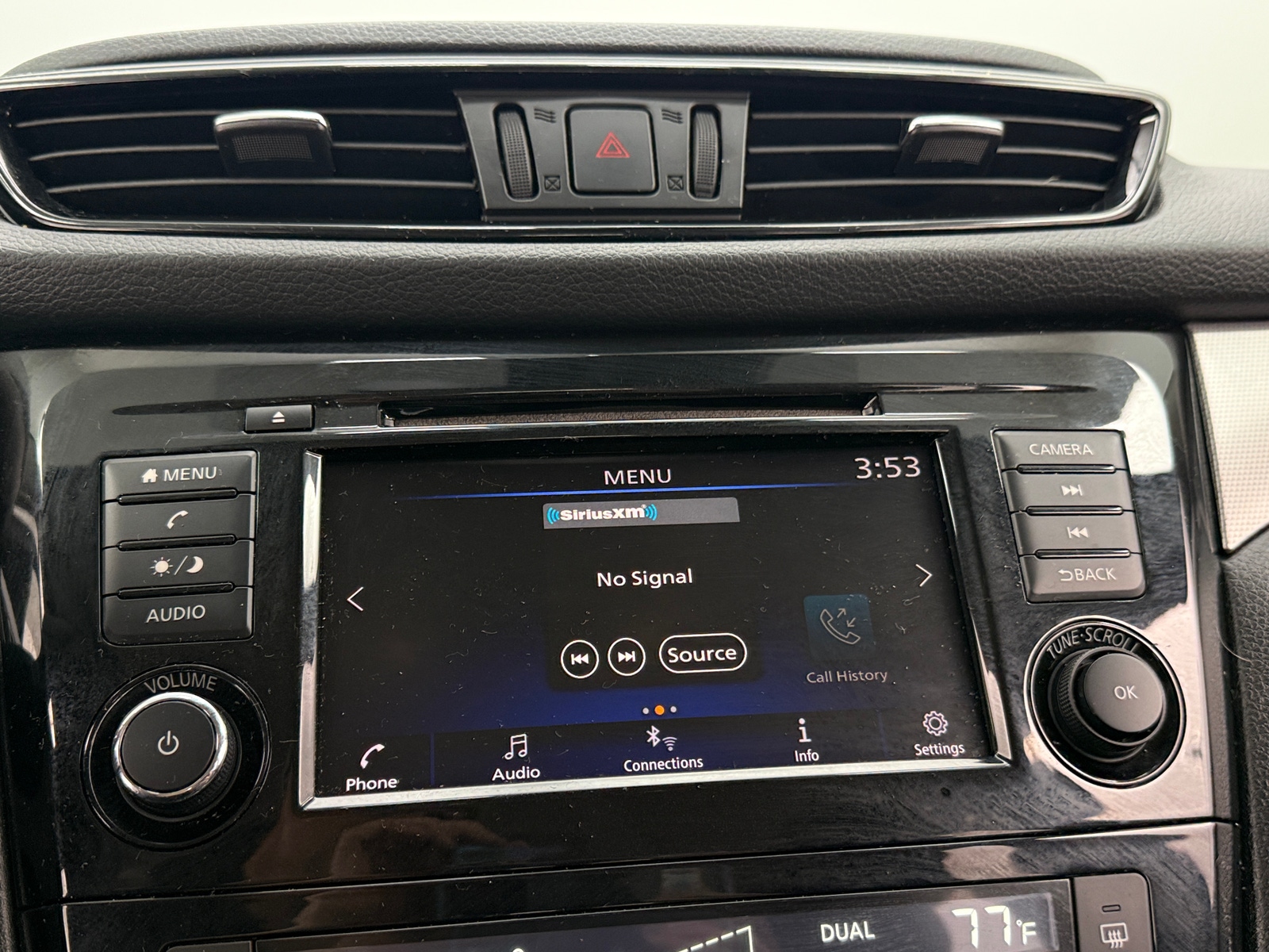 Thumbnail: 2020 Nissan Rogue Sport - 4