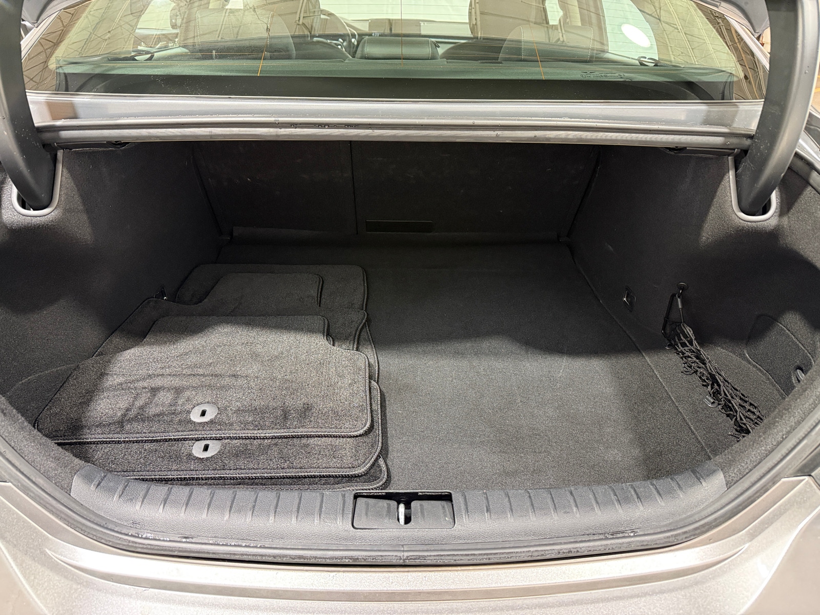 Thumbnail: 2025 Genesis G70 - 6